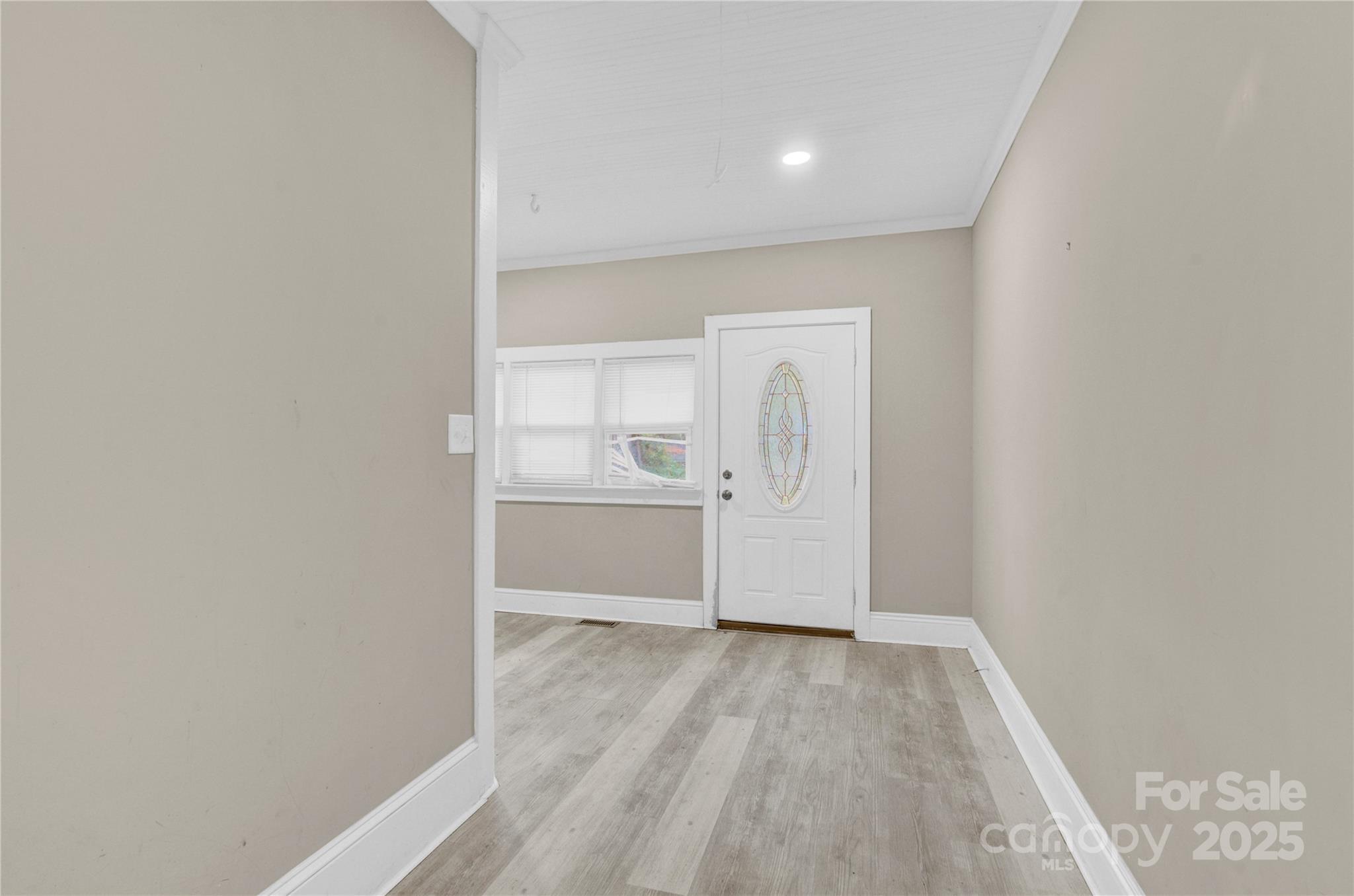 1241 S Lafayette Street — Shelby