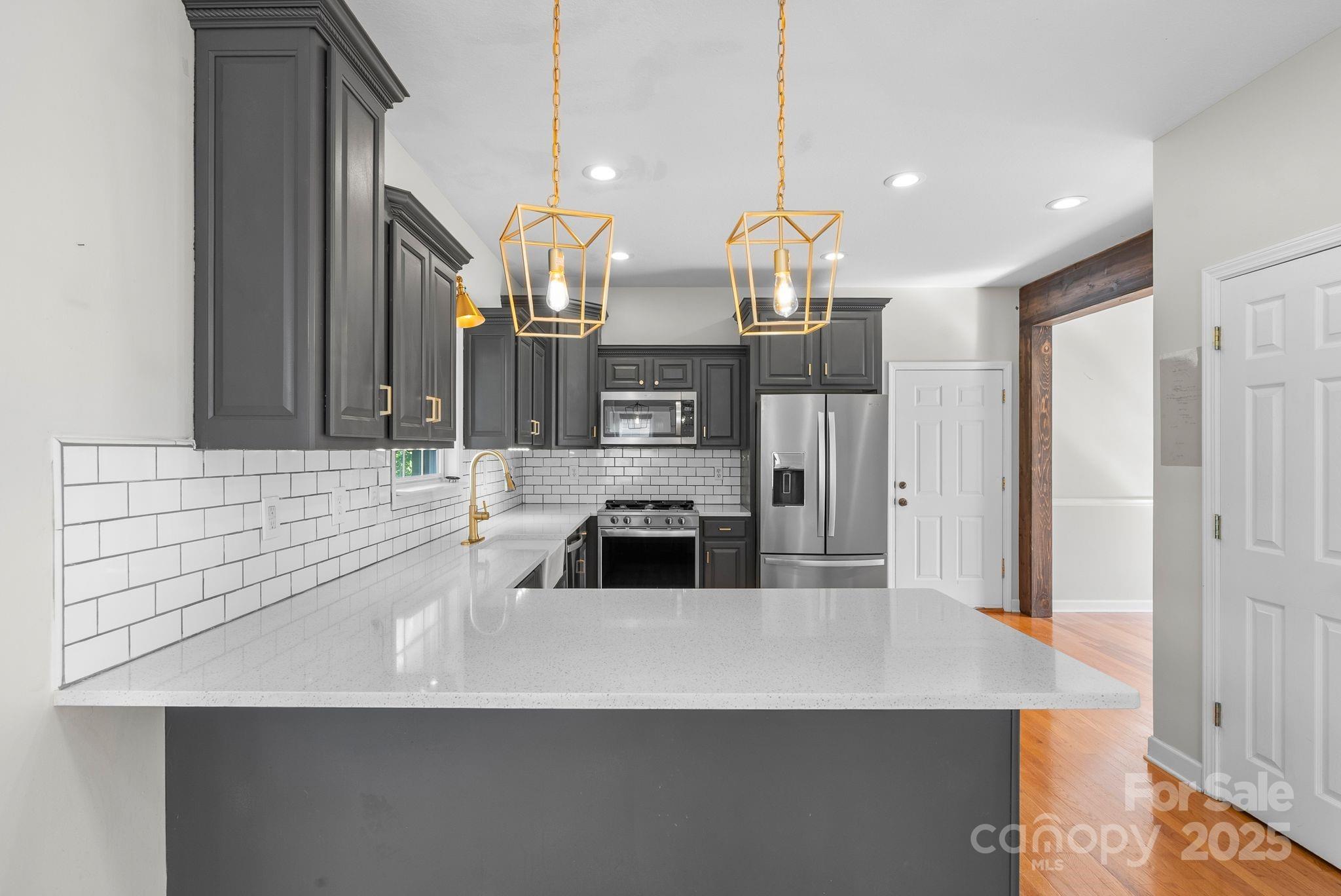 224 Rivercrest Boulevard — Arden