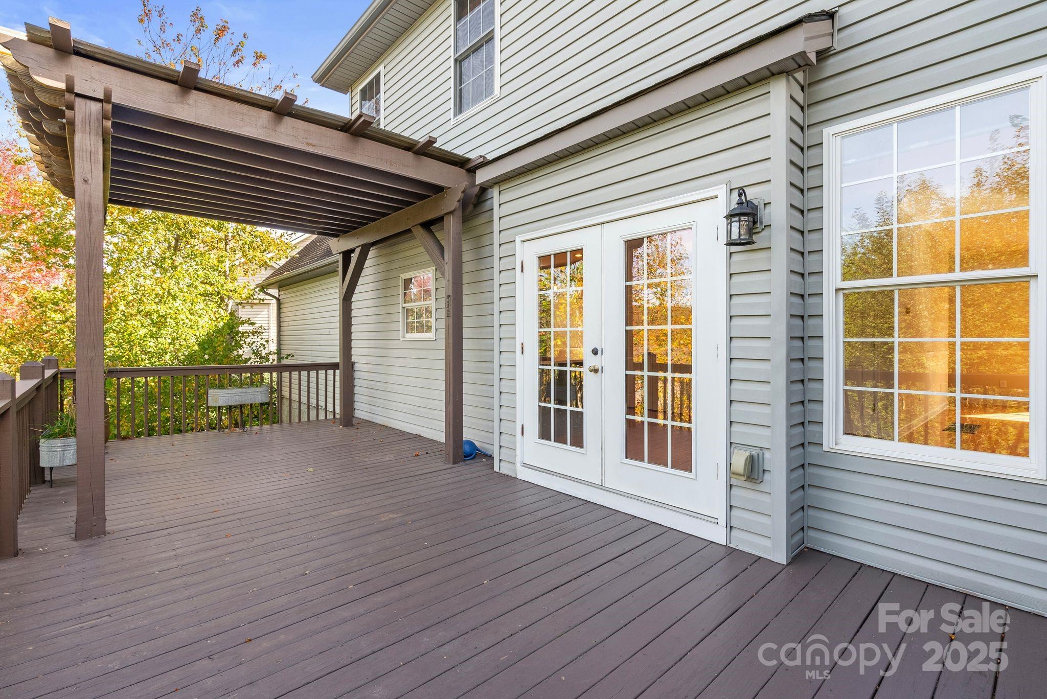 224 Rivercrest Boulevard — Arden
