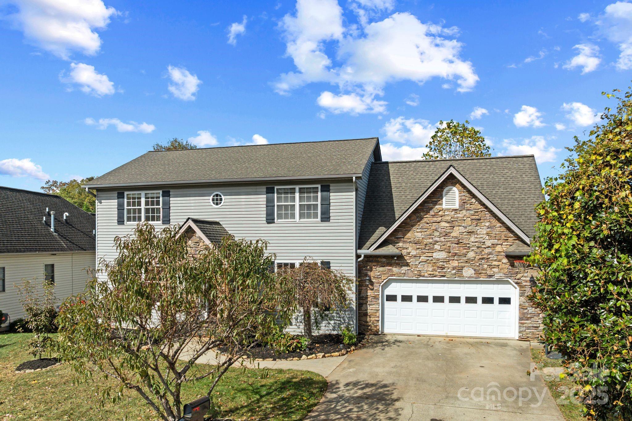 224 Rivercrest Boulevard — Arden