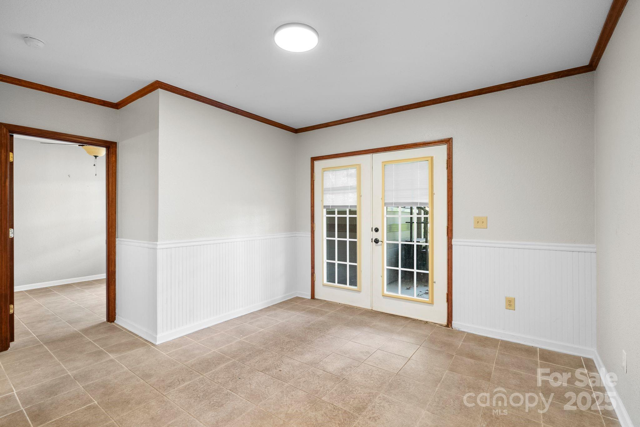 224 Rivercrest Boulevard — Arden
