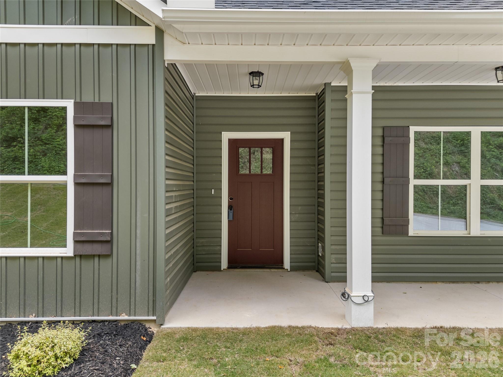 16 Forest Drive — Travelers Rest