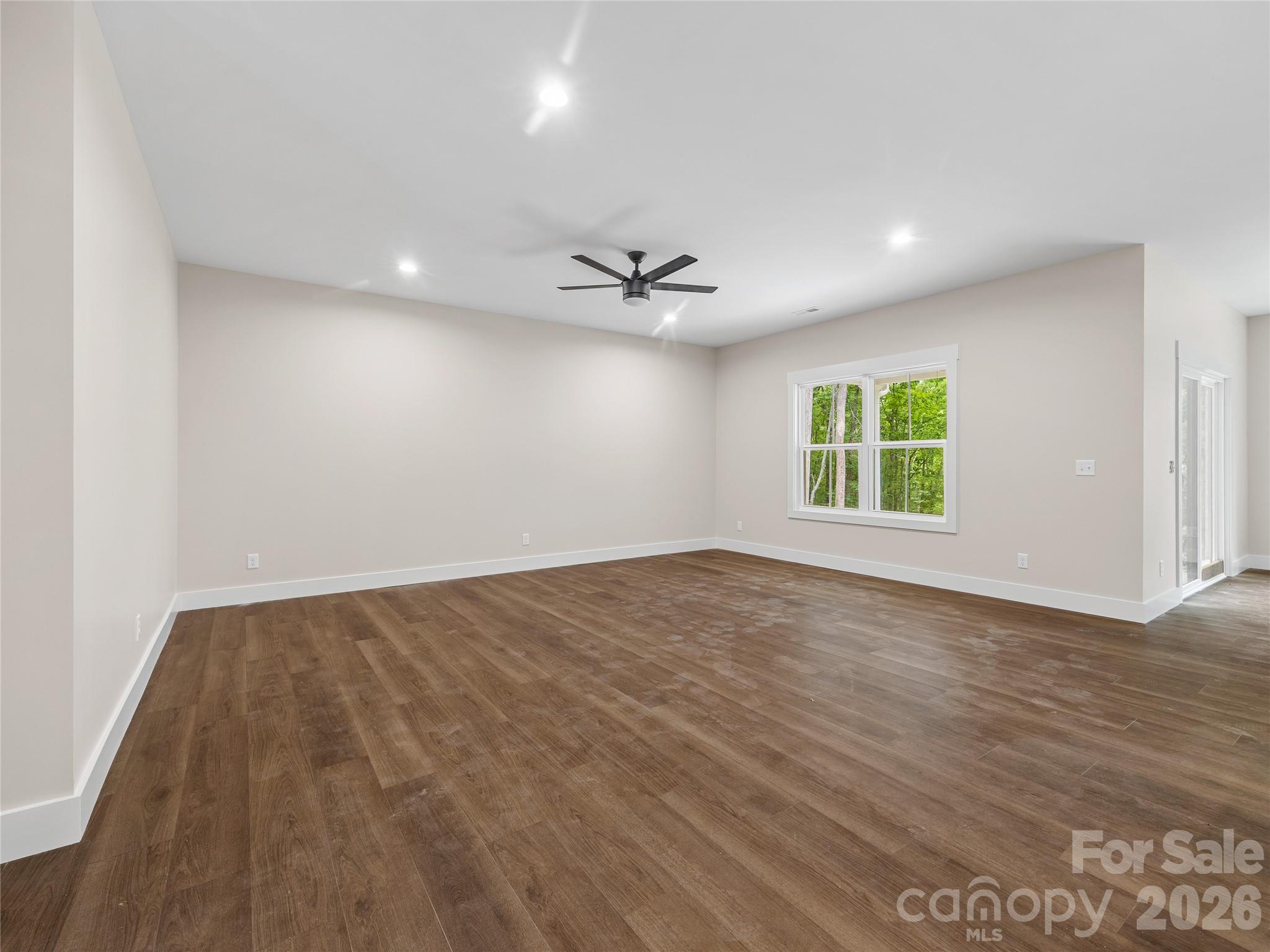 16 Forest Drive — Travelers Rest
