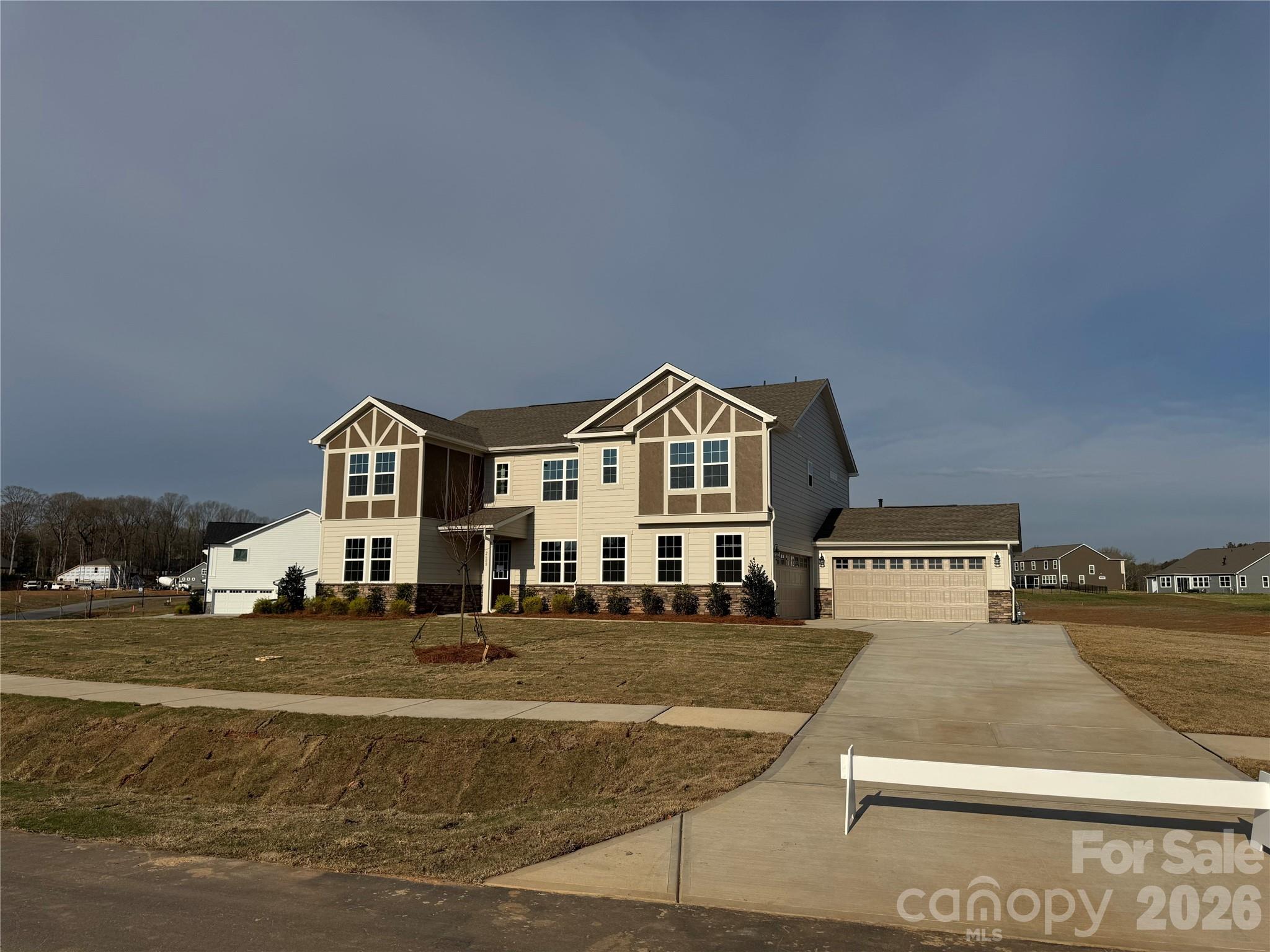 2608 Mabel Lane — Monroe