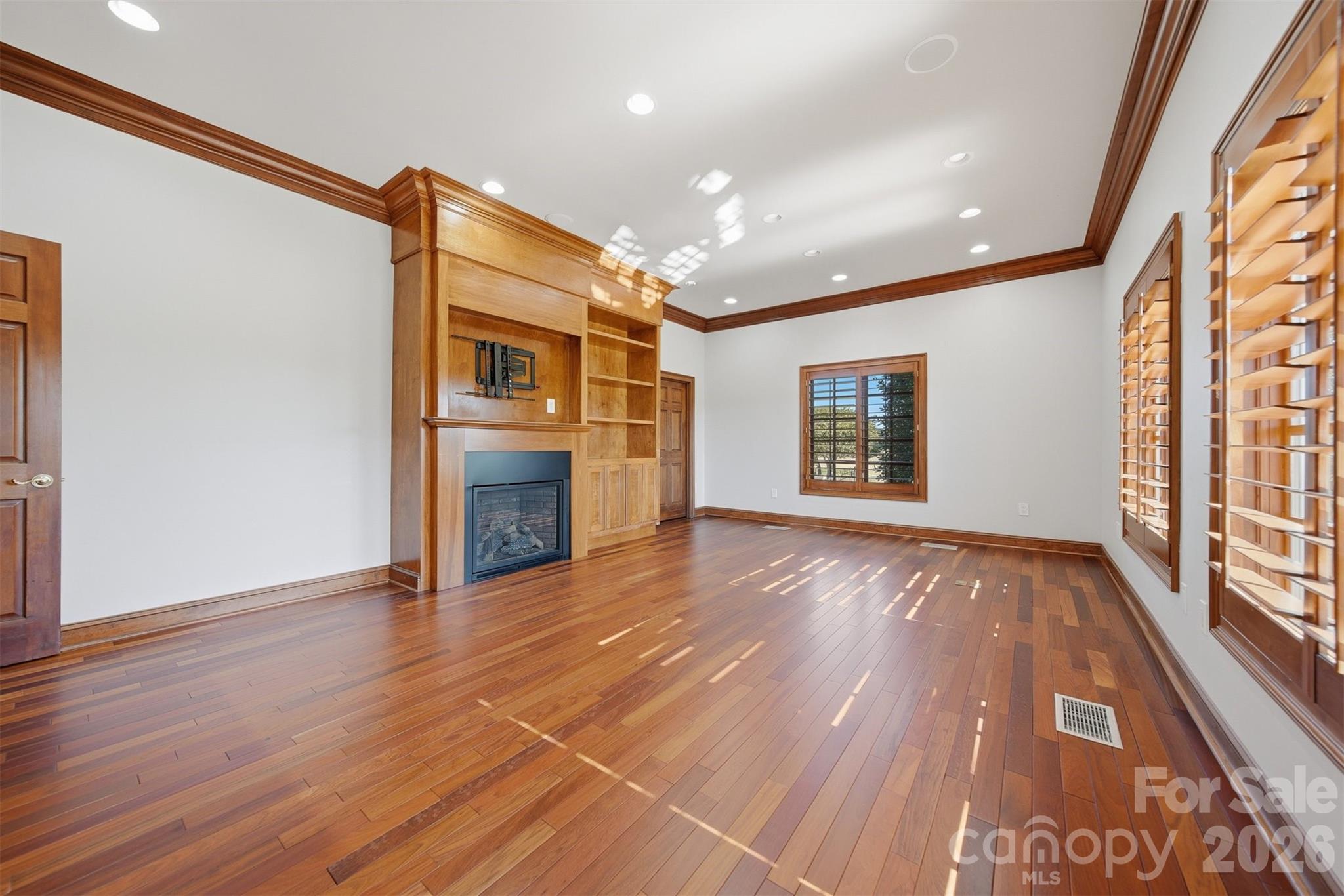 3619 Links Drive NE — Conover