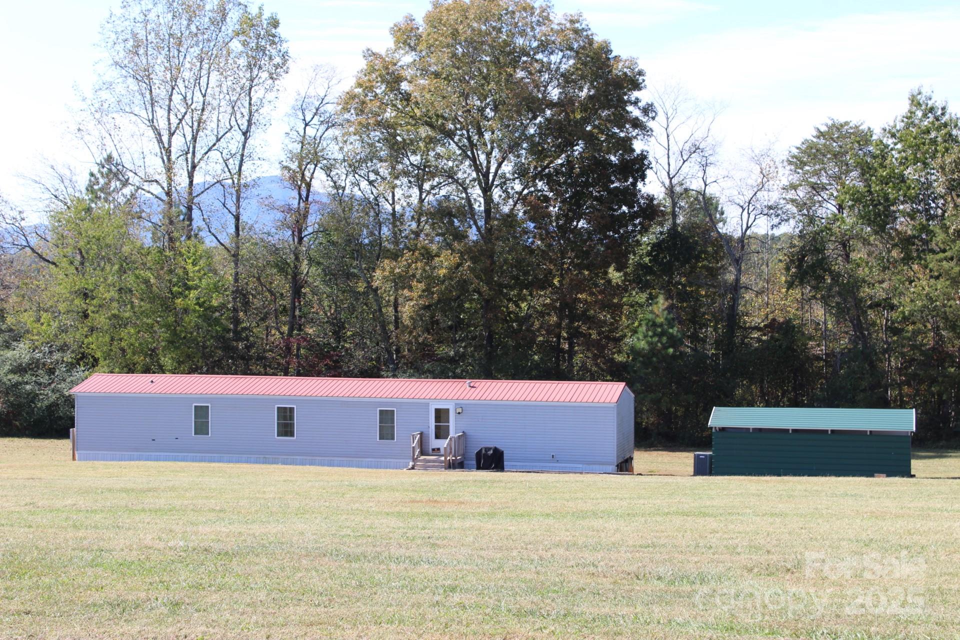 260 Buck Branch Road — Mill Spring