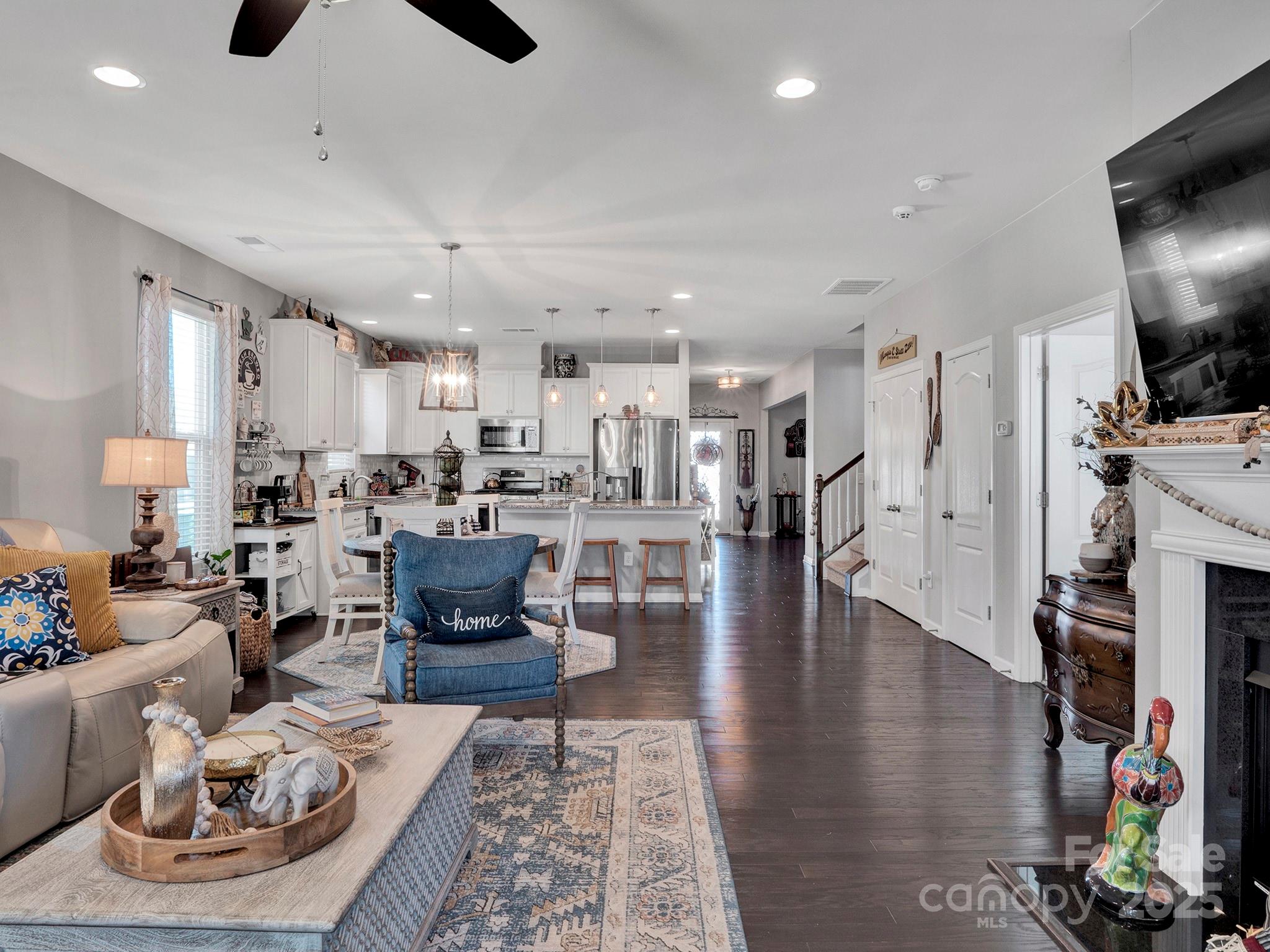 3129 Bridgewater Street — Lancaster