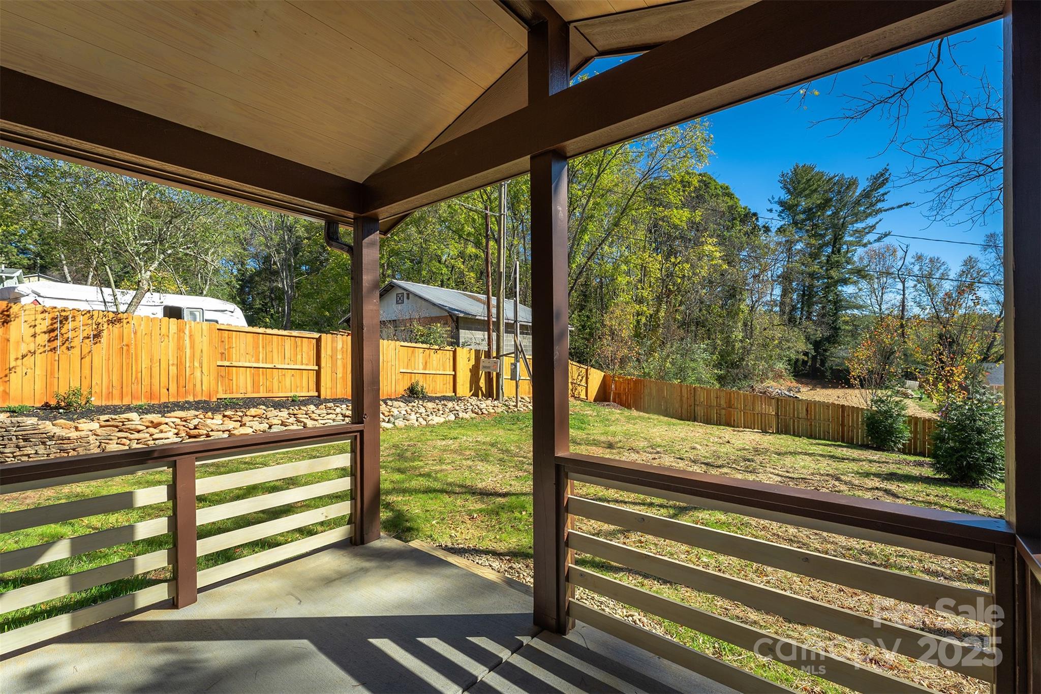 119 N Bear Creek Road — Asheville