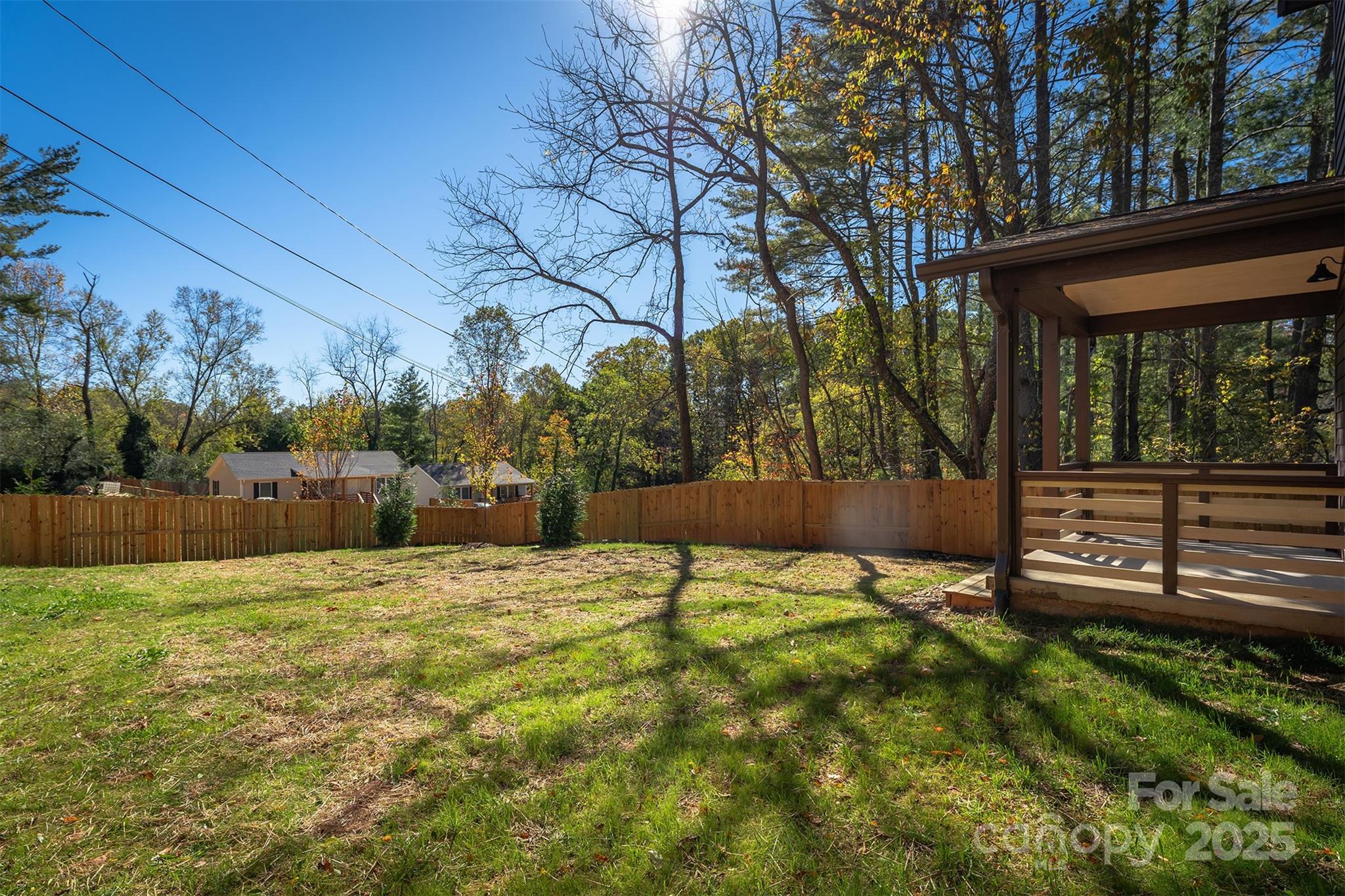 119 N Bear Creek Road — Asheville