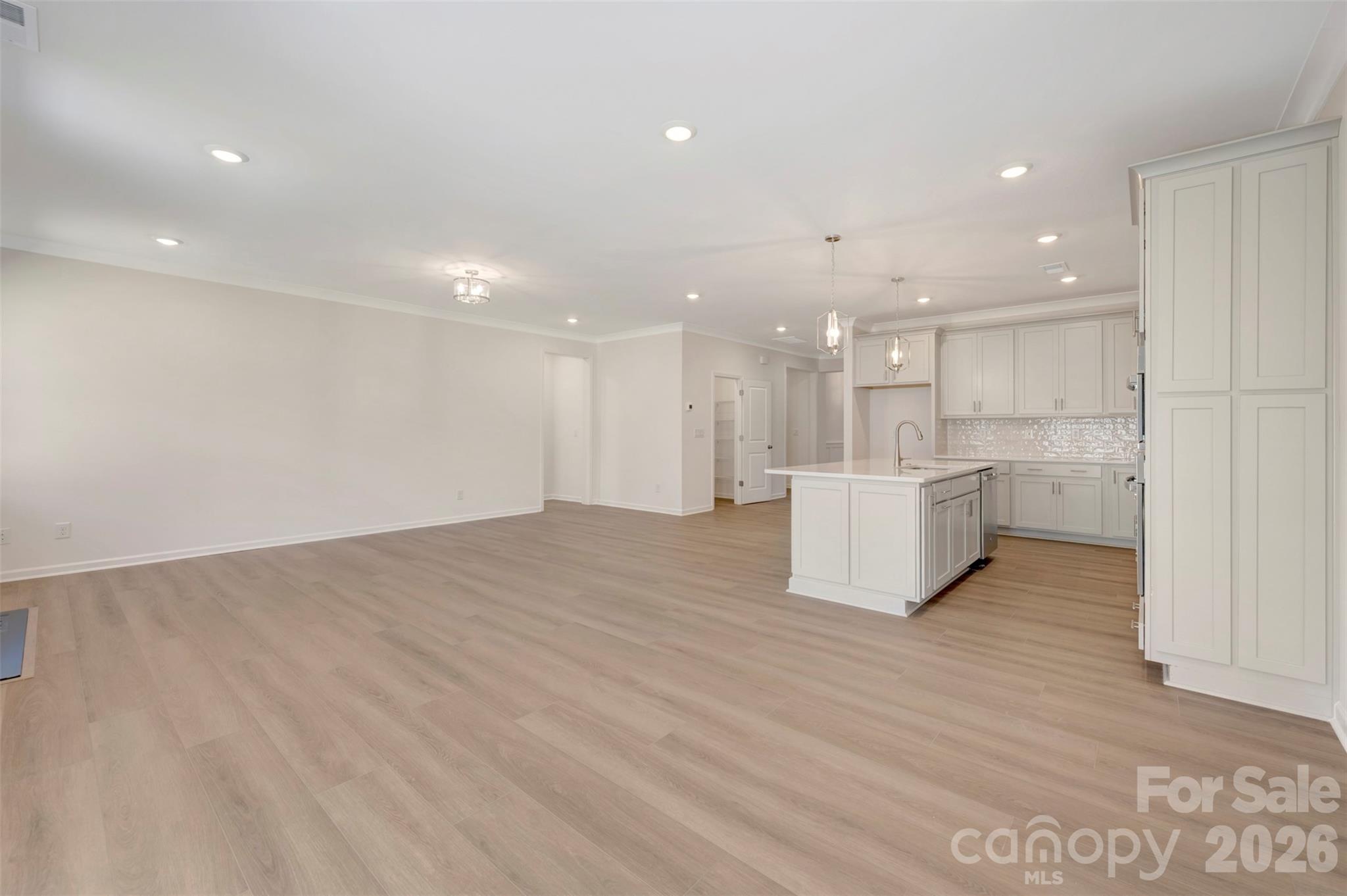 12109 Avienmore Drive — Charlotte