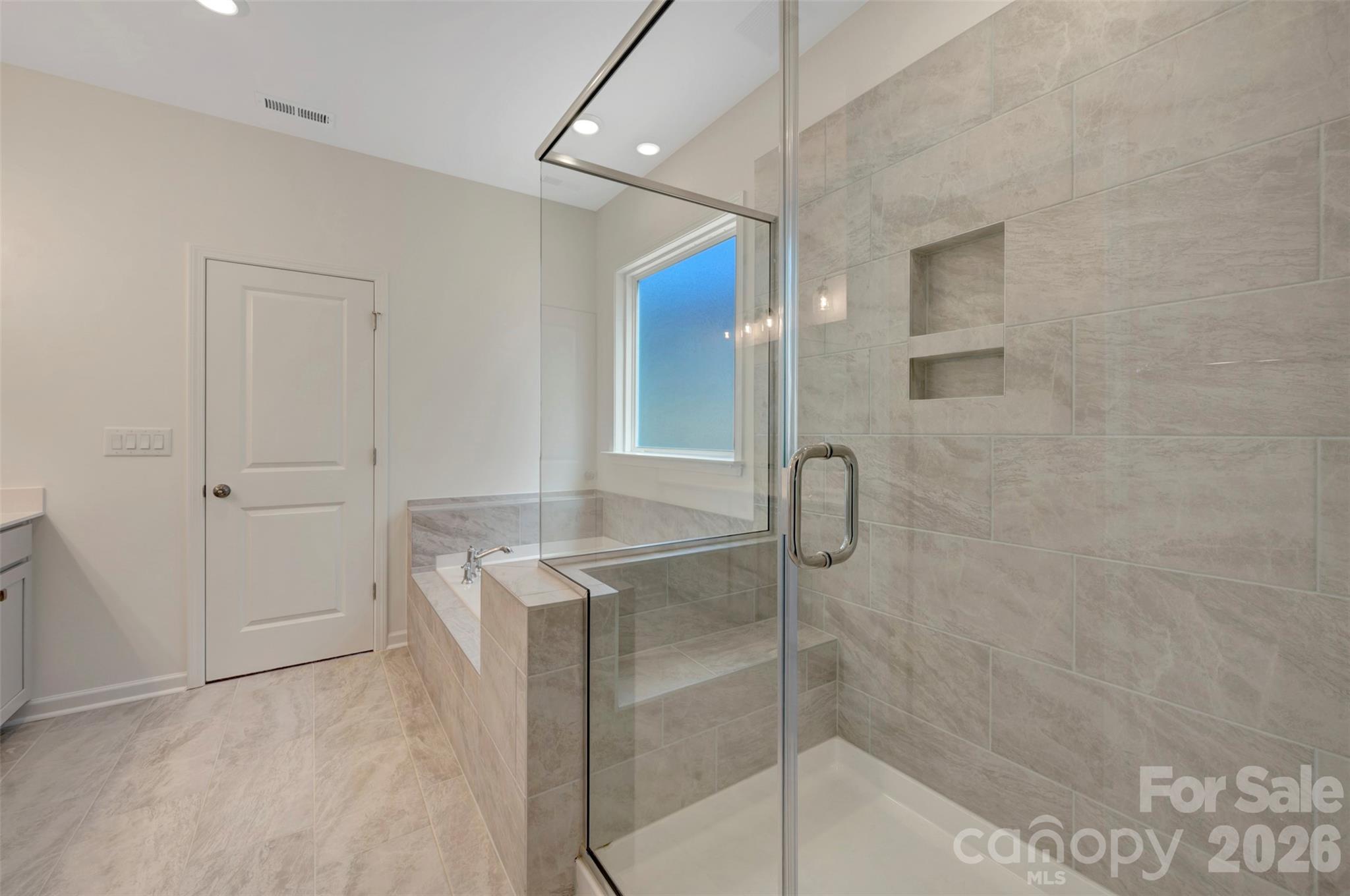 12109 Avienmore Drive — Charlotte