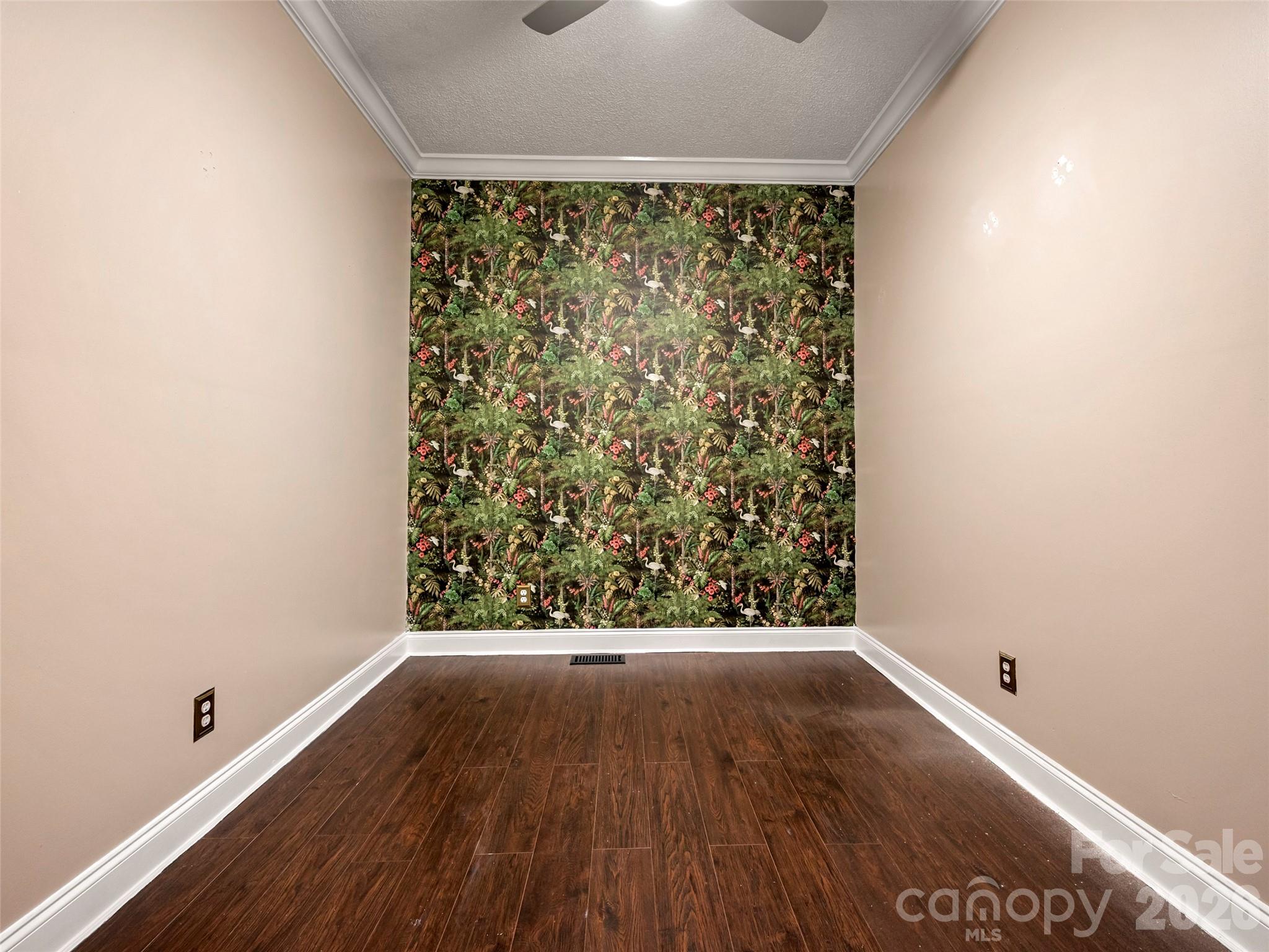 97 Meadowview Drive — Saluda