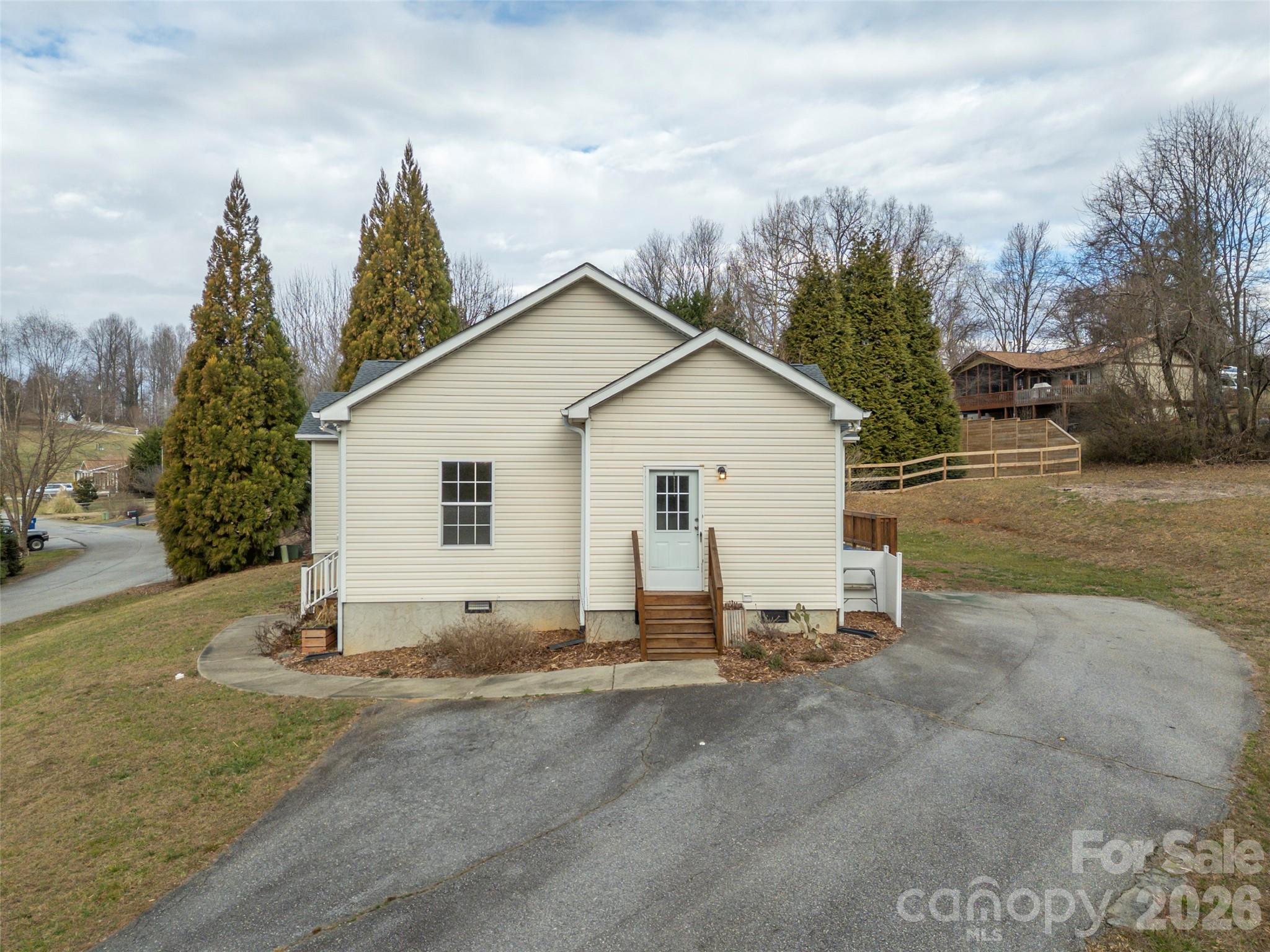 97 Meadowview Drive — Saluda