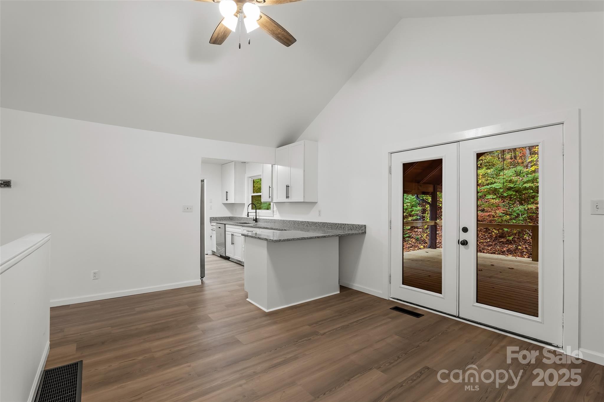 201 Cedarview Drive — Asheville