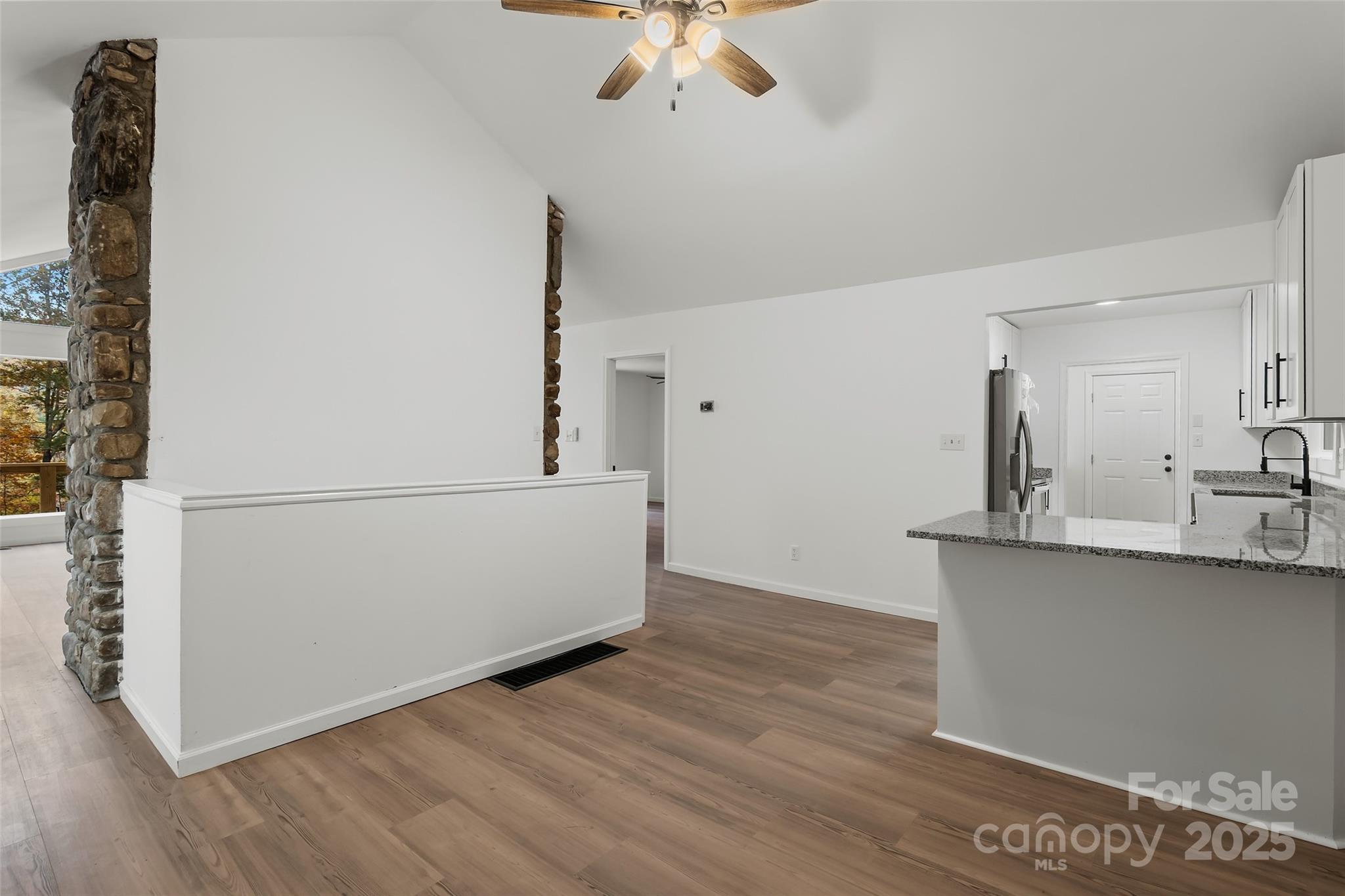 201 Cedarview Drive — Asheville