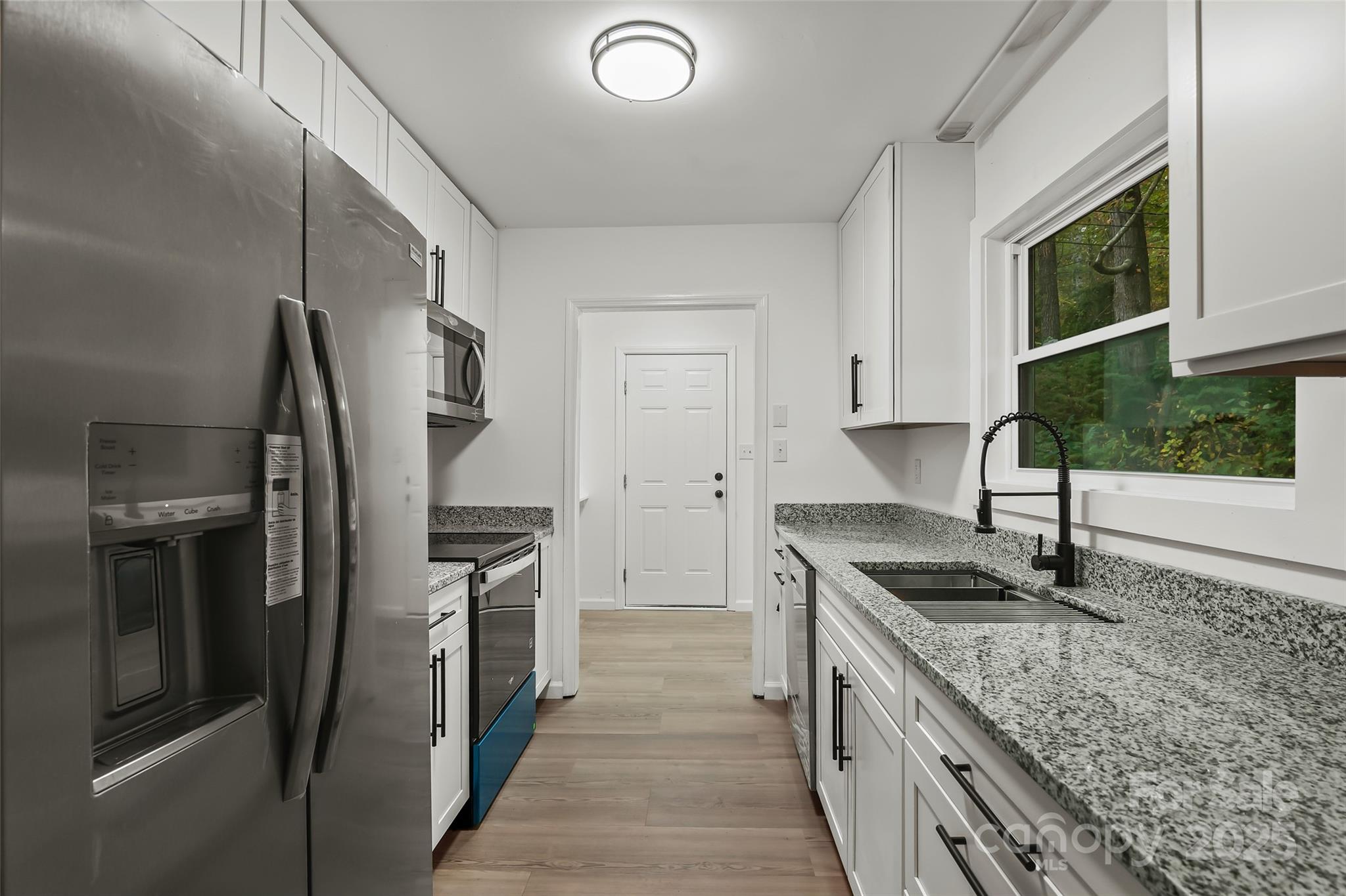 201 Cedarview Drive — Asheville