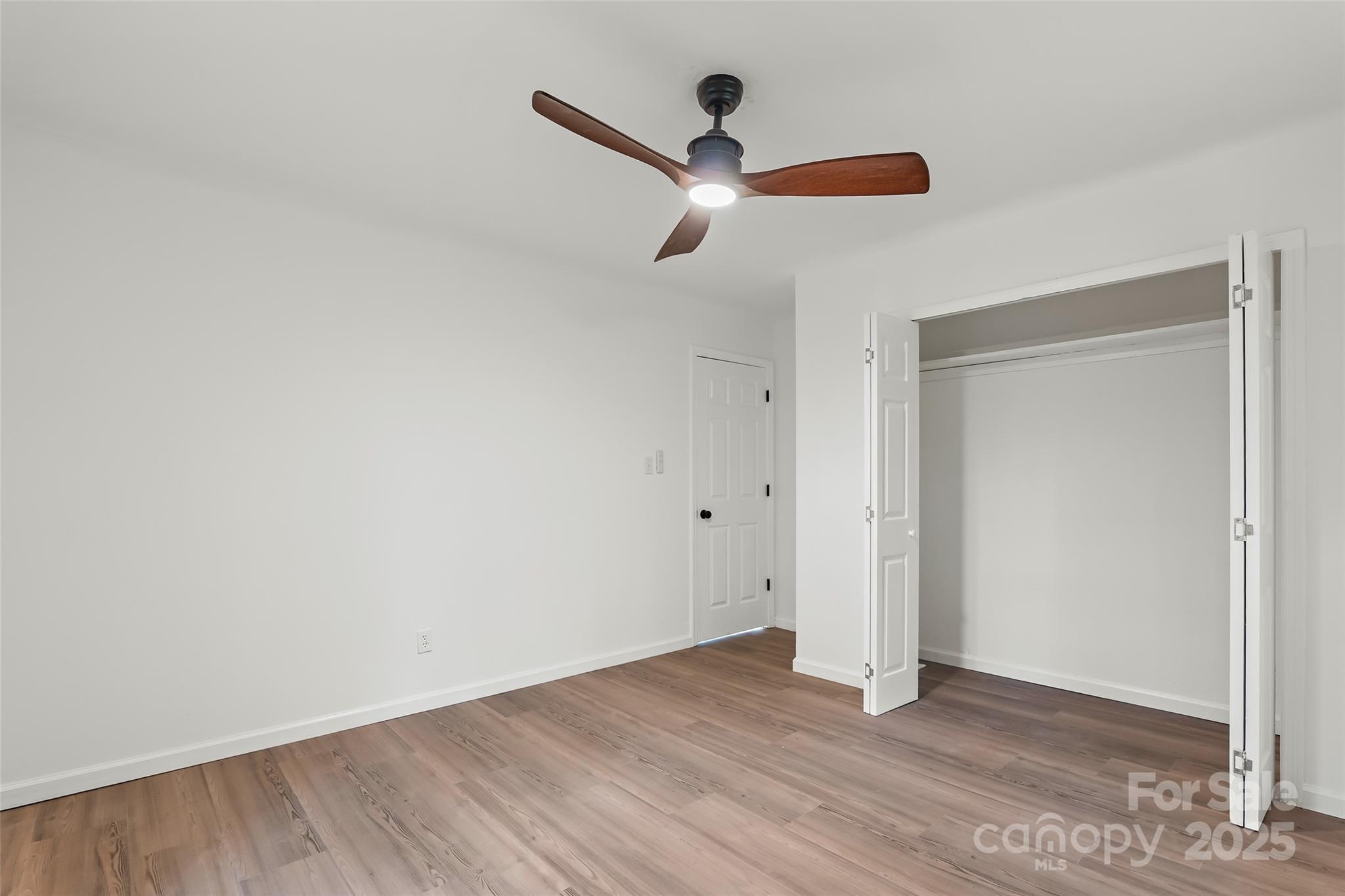 201 Cedarview Drive — Asheville