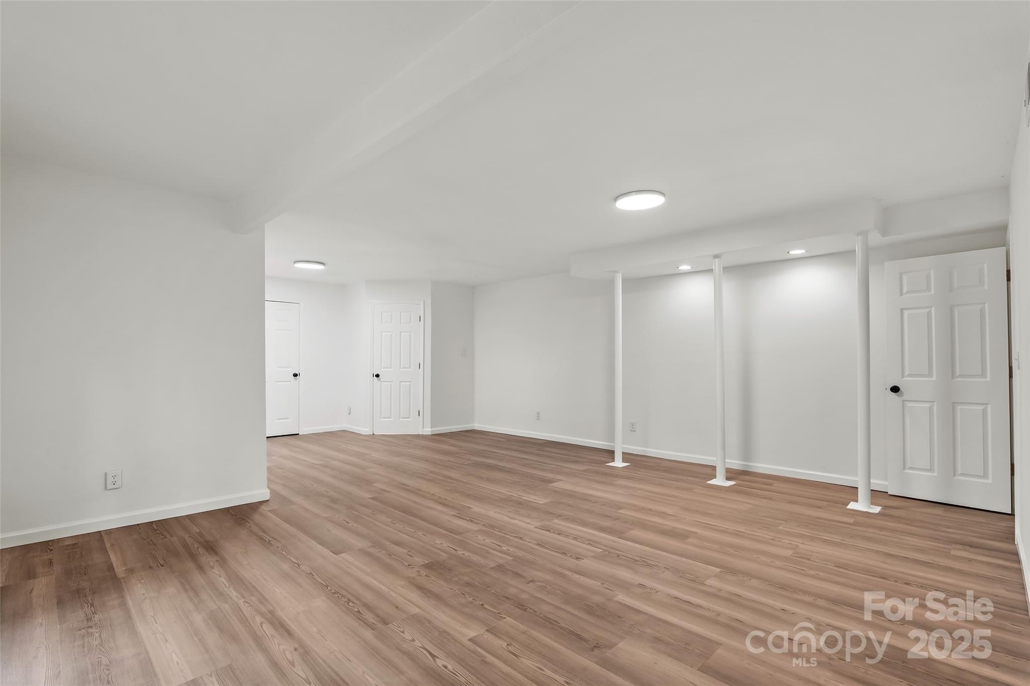 201 Cedarview Drive — Asheville