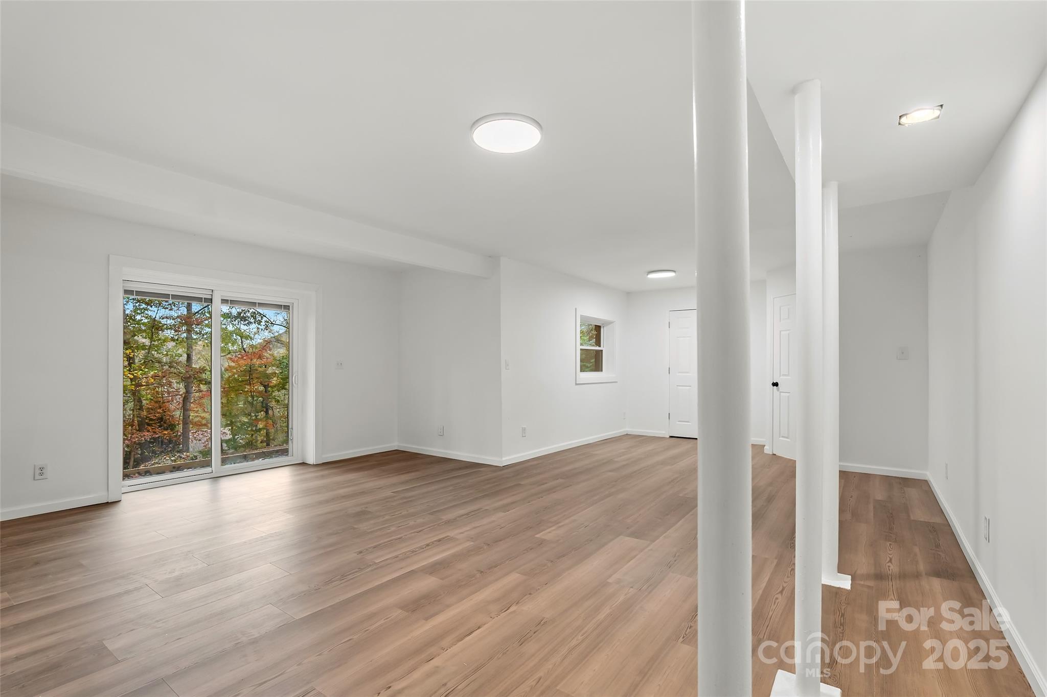 201 Cedarview Drive — Asheville