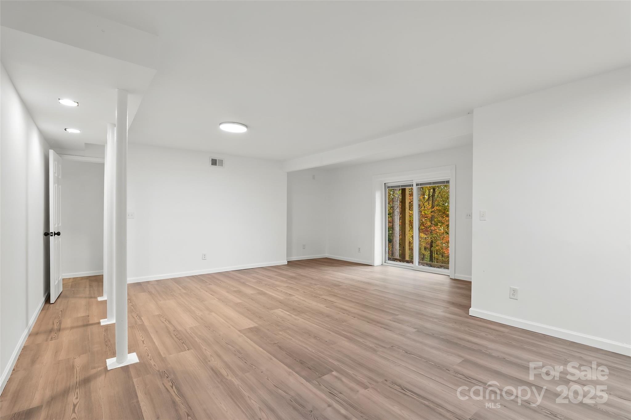 201 Cedarview Drive — Asheville