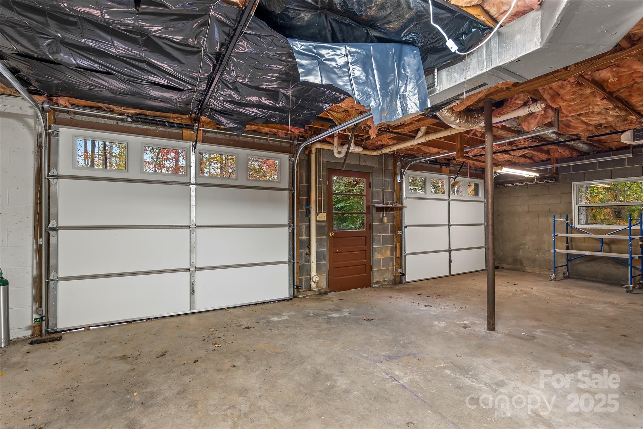 201 Cedarview Drive — Asheville