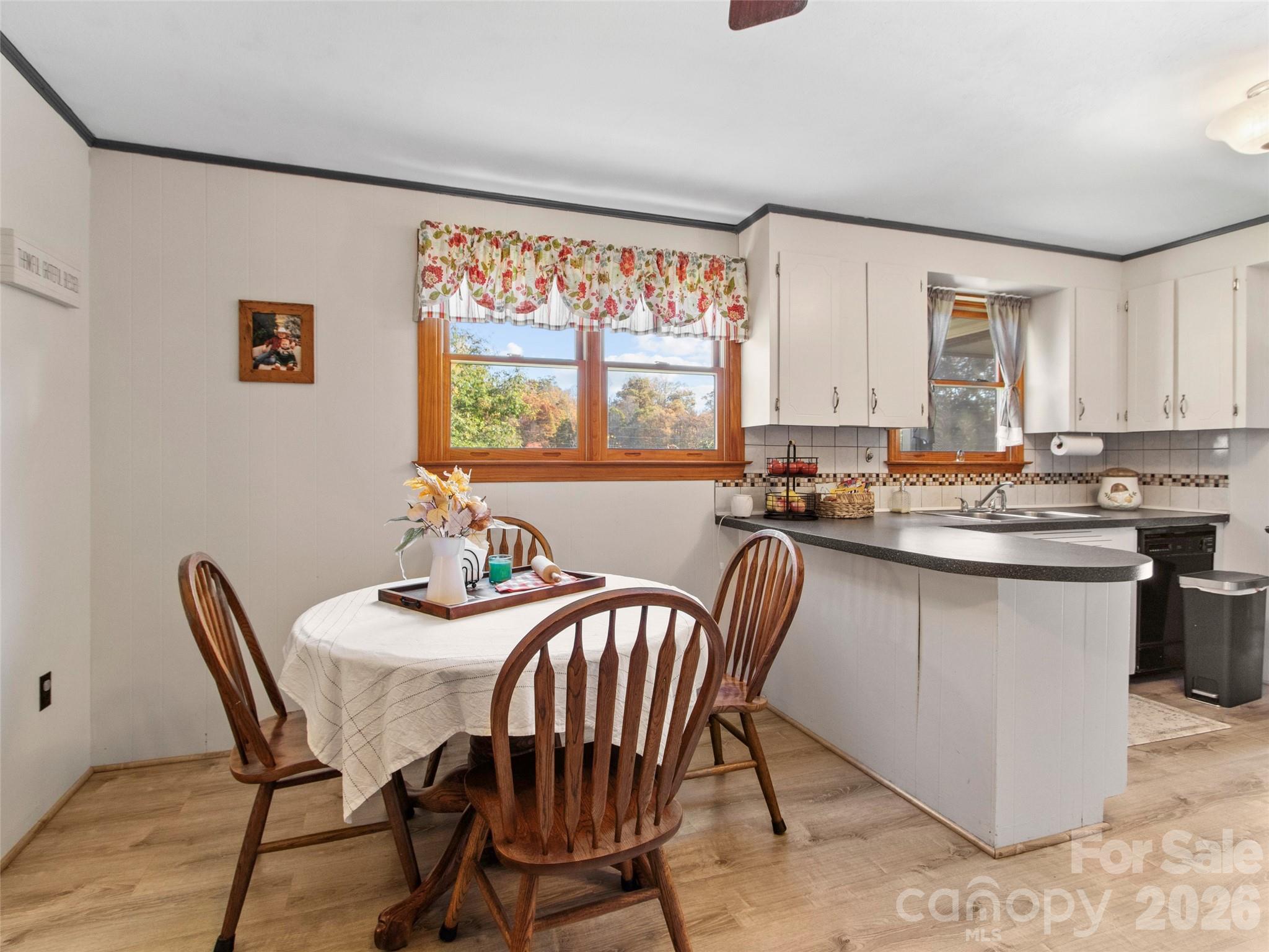 136 Roaring Spout Lane — Burnsville