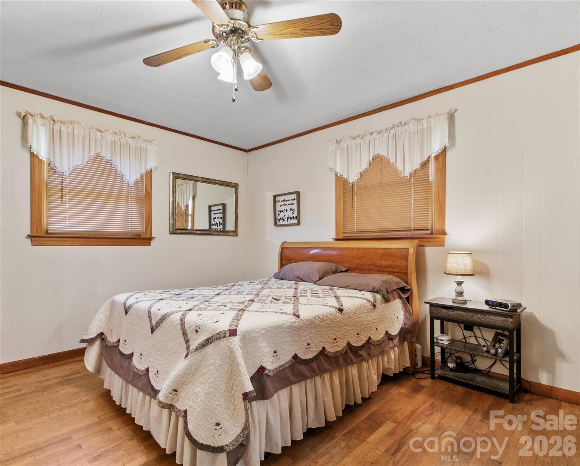 136 Roaring Spout Lane — Burnsville