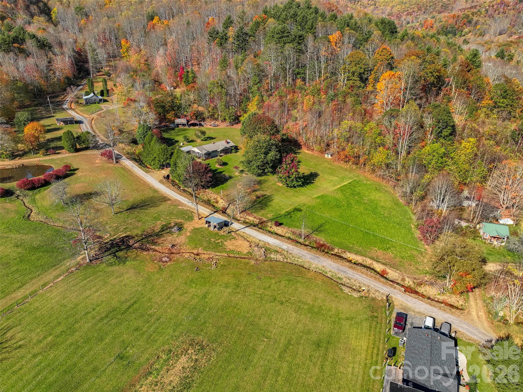 136 Roaring Spout Lane — Burnsville