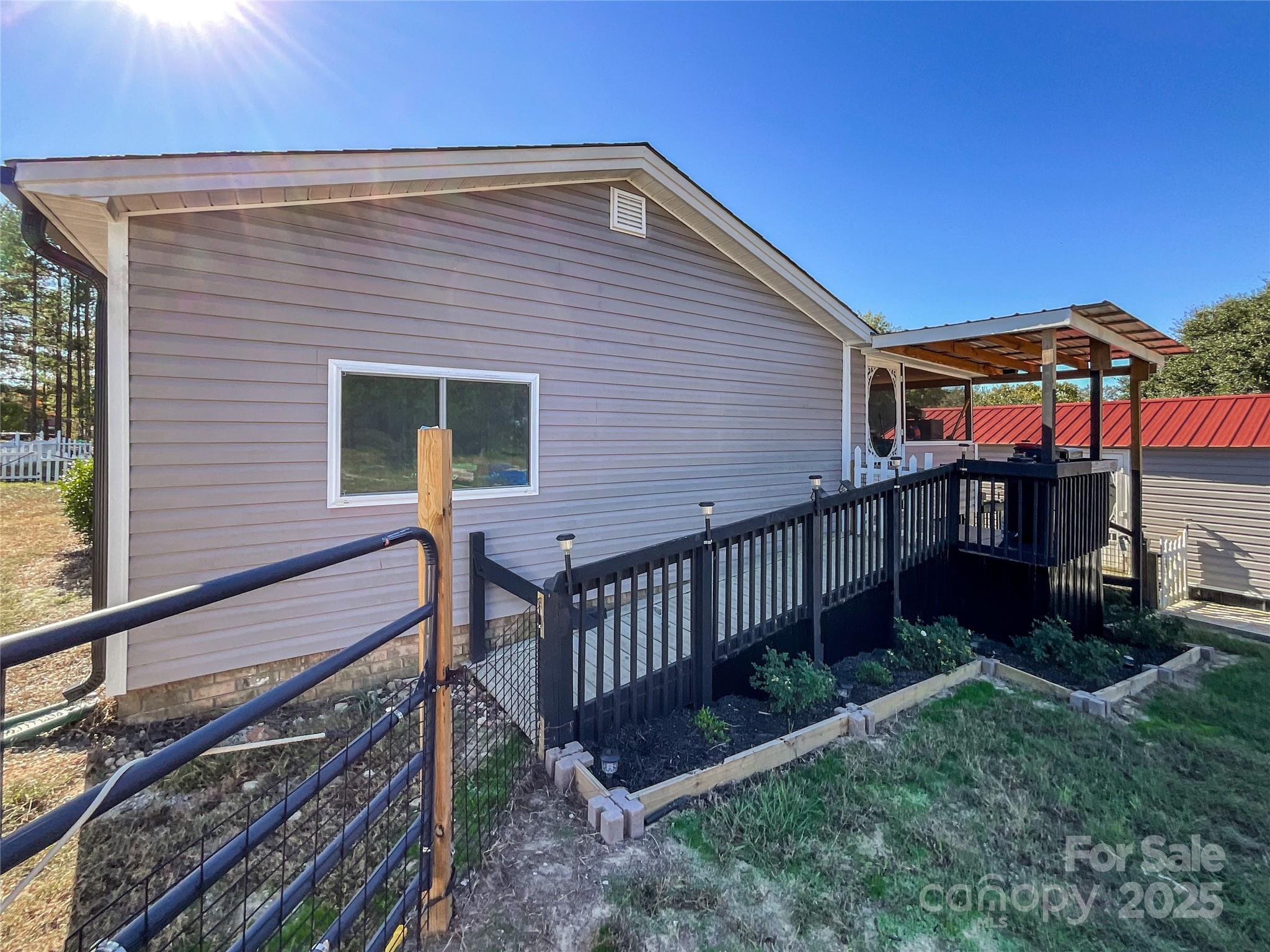 2772 HWY 109 Highway S — Ruby
