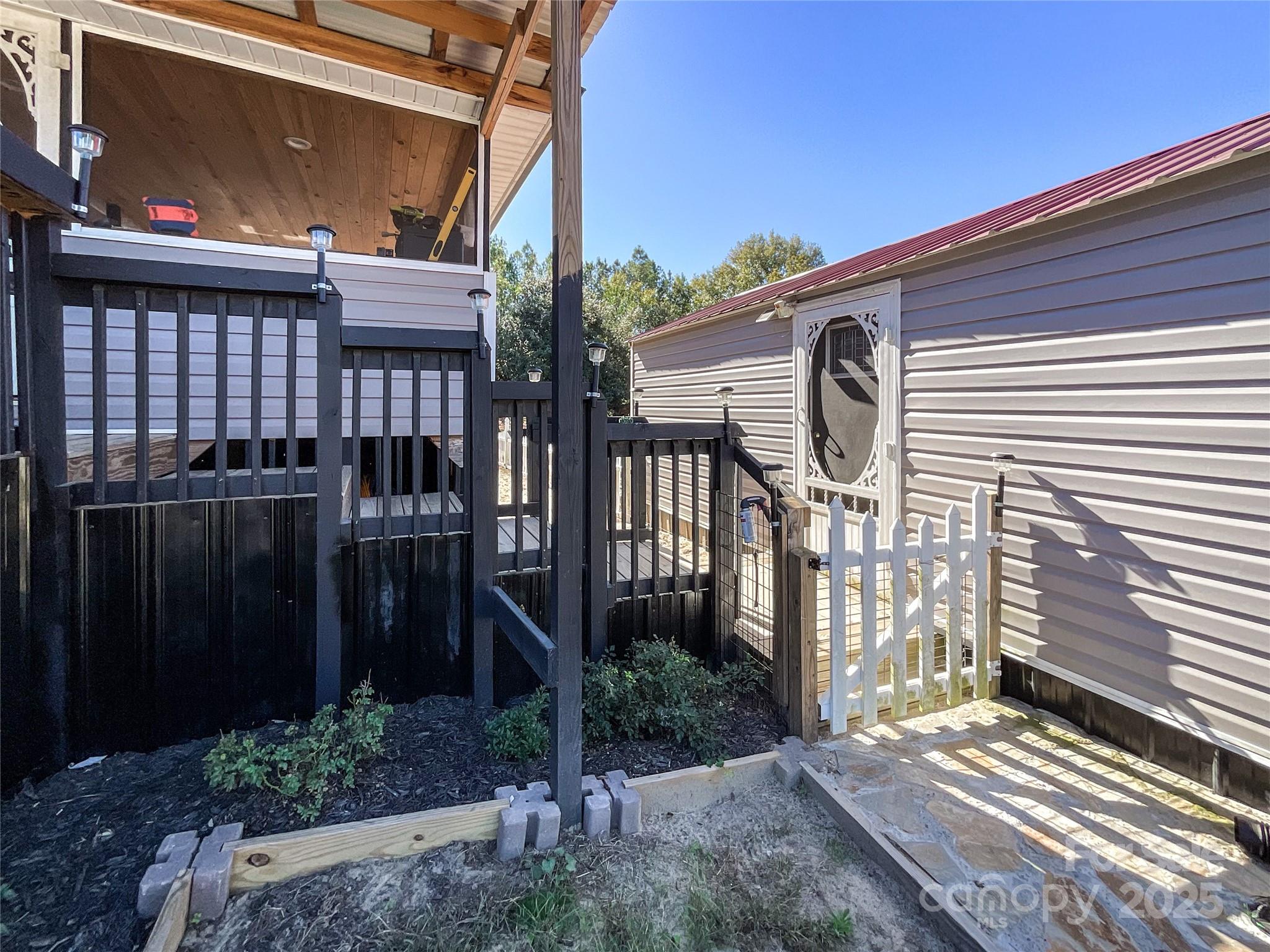 2772 HWY 109 Highway S — Ruby