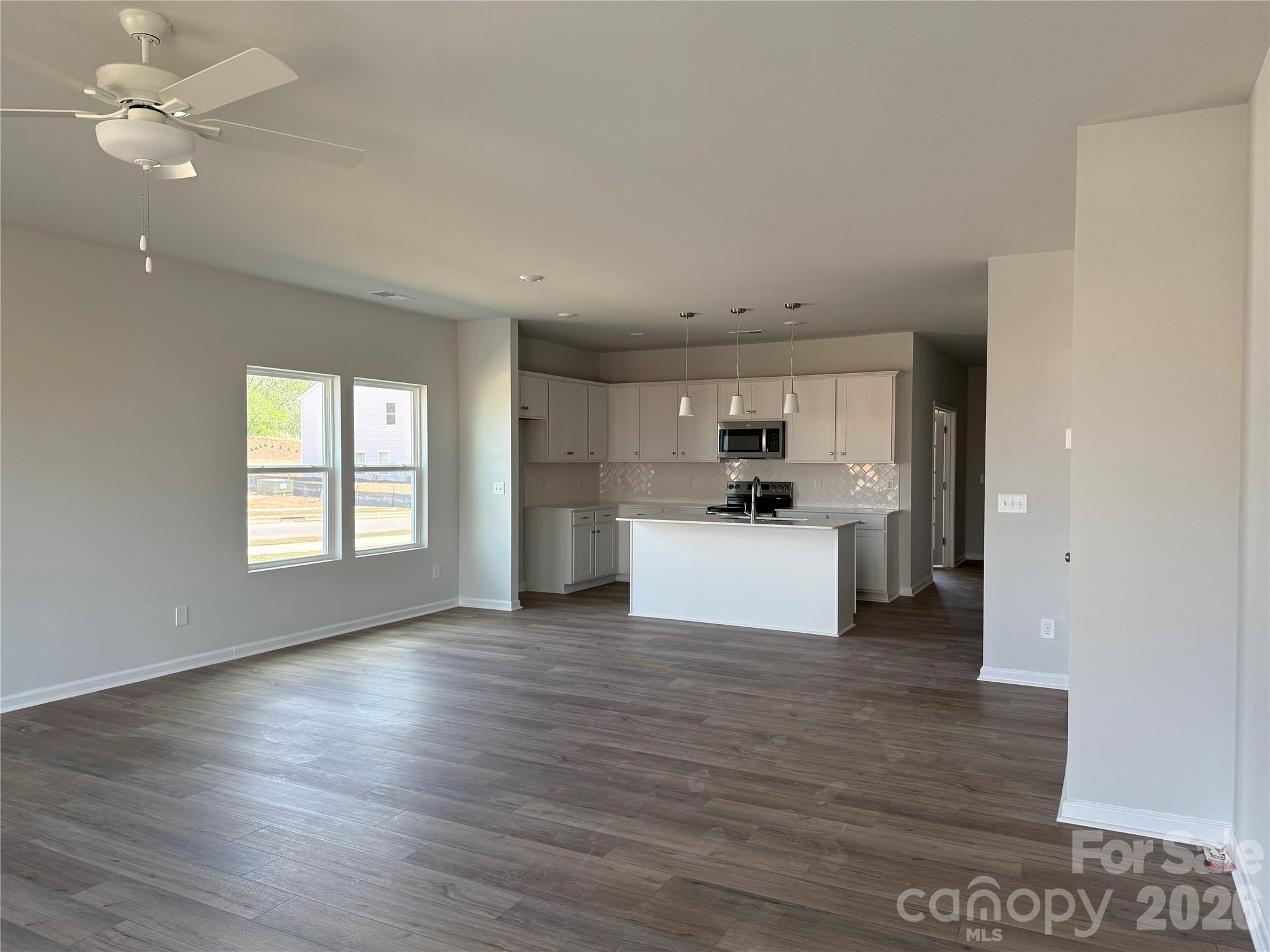 954 Leyna Court — Newton