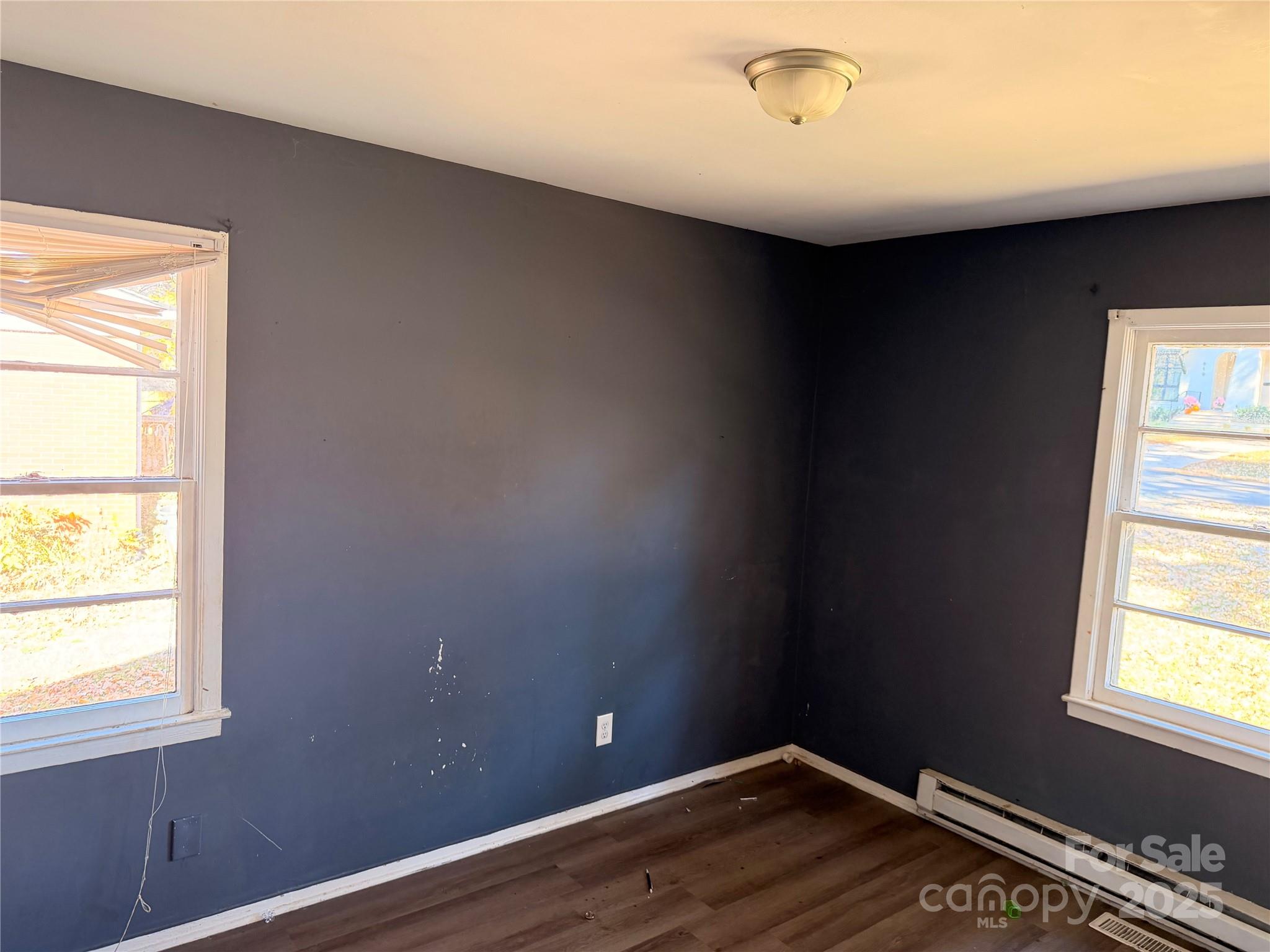 828 Tennyson Drive — Charlotte