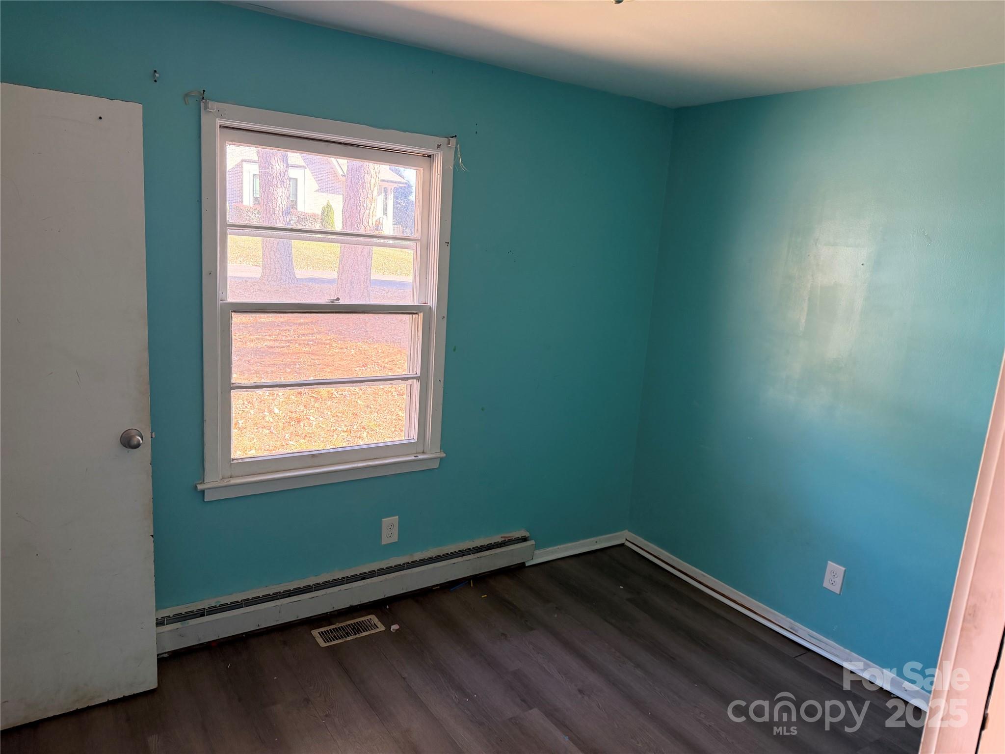 828 Tennyson Drive — Charlotte
