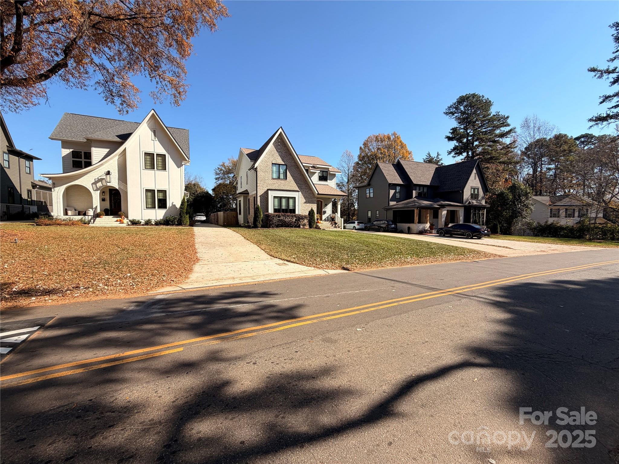 828 Tennyson Drive — Charlotte
