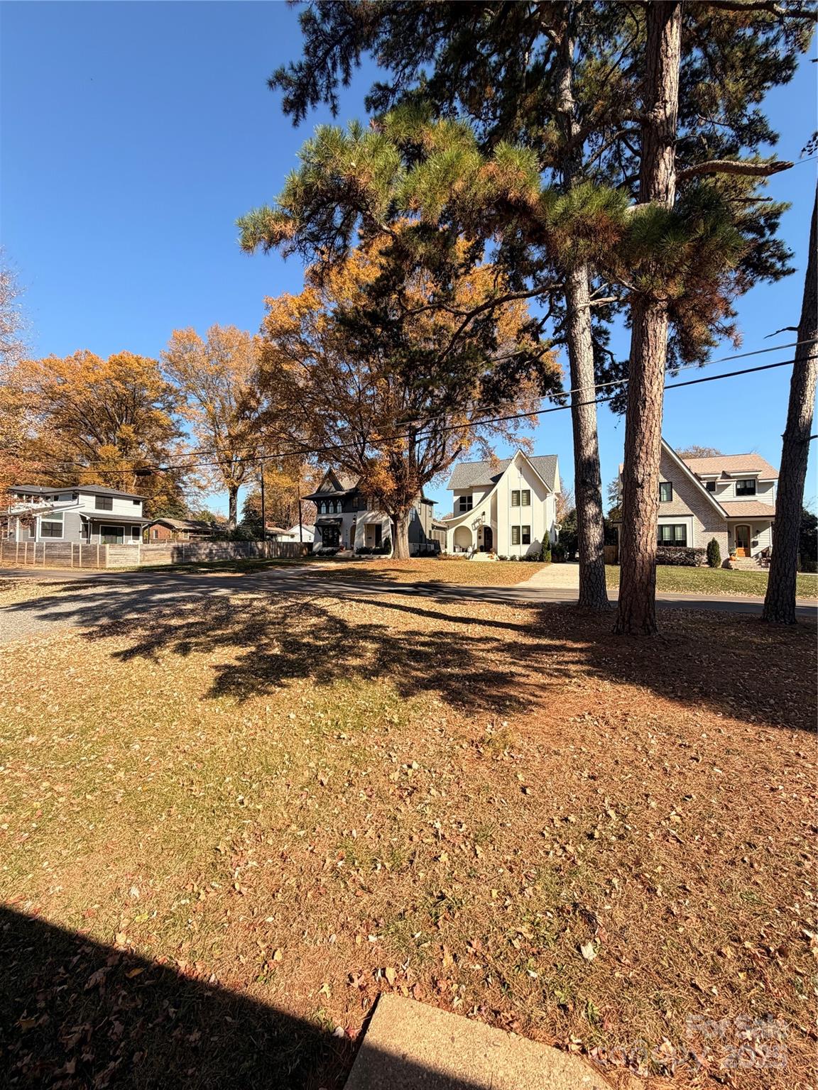828 Tennyson Drive — Charlotte