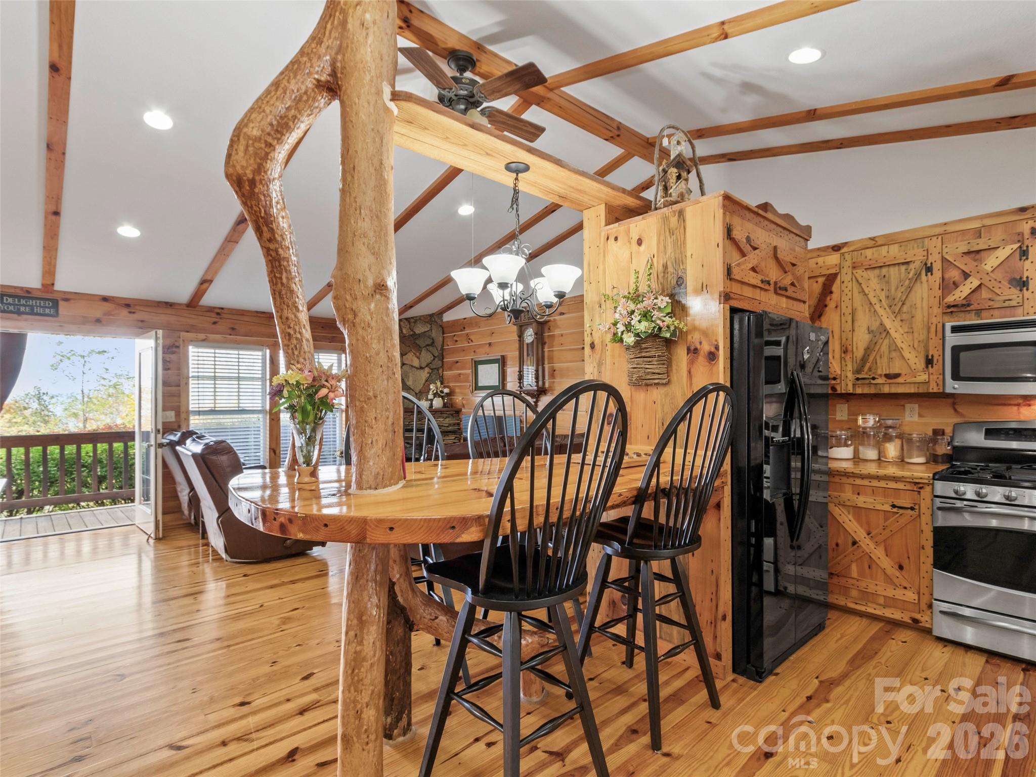 1447/1421 Ayers Mountain Road — Green Mountain