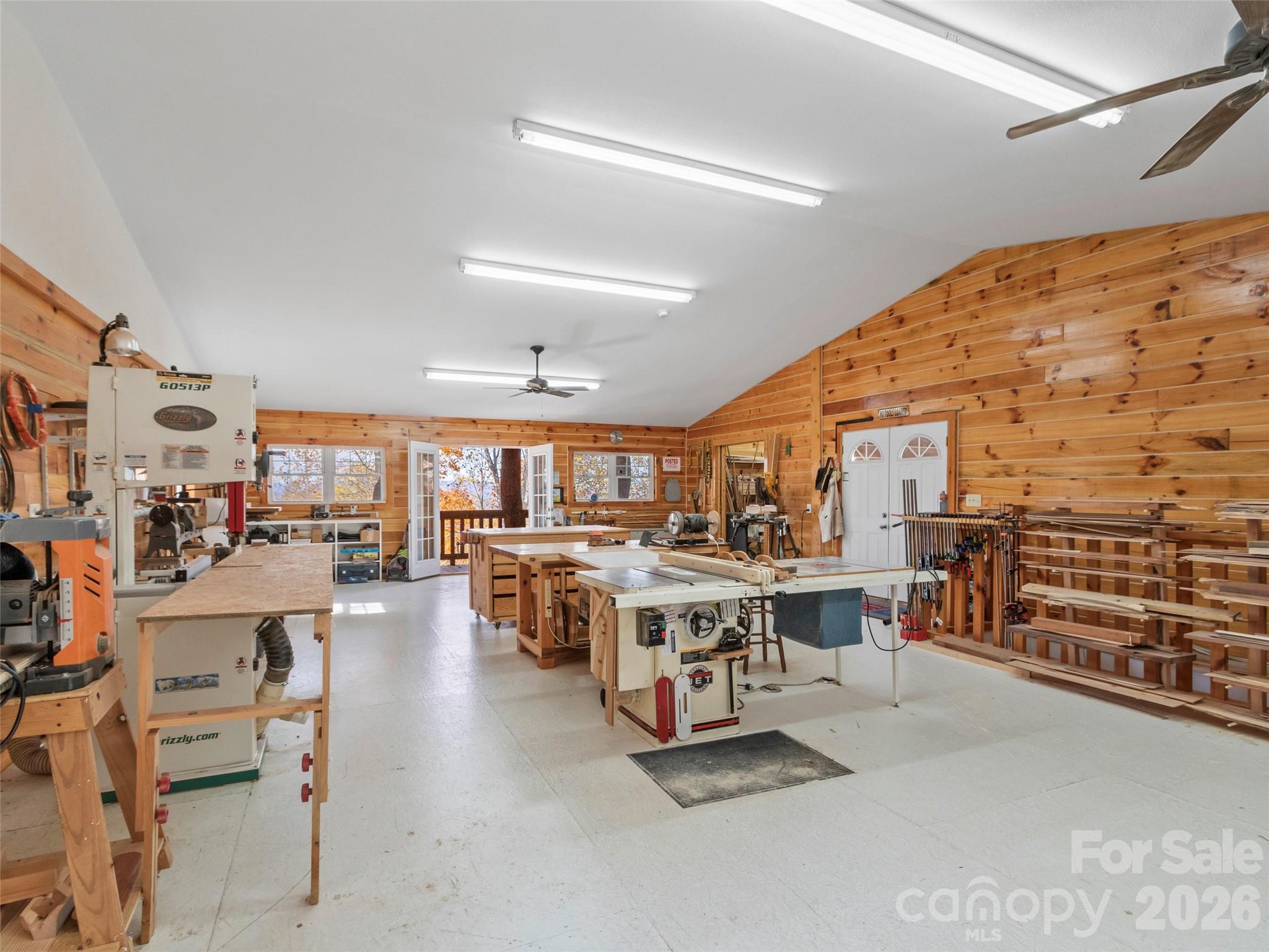 1447/1421 Ayers Mountain Road — Green Mountain
