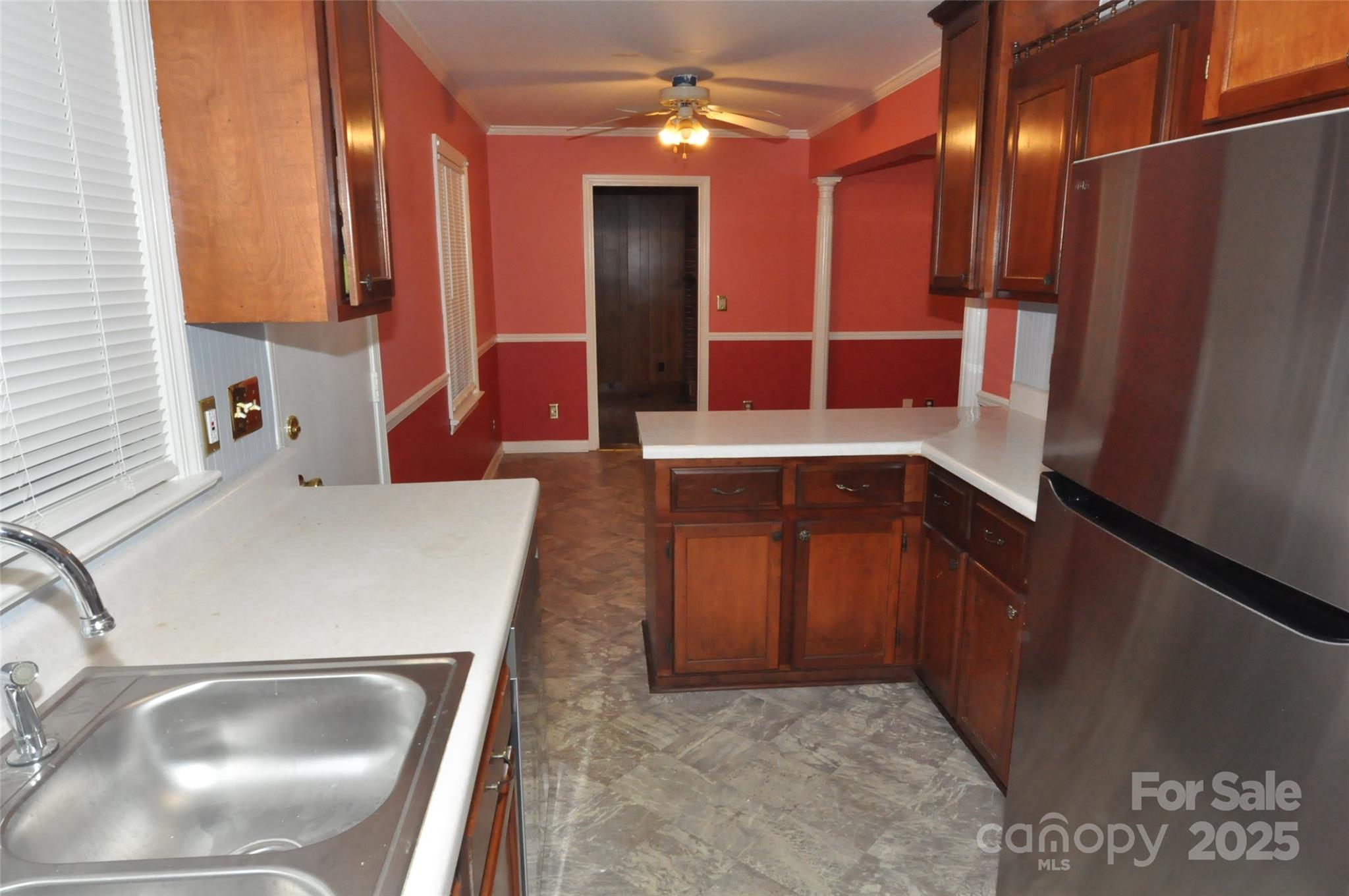 109 Hardin Street — Chester