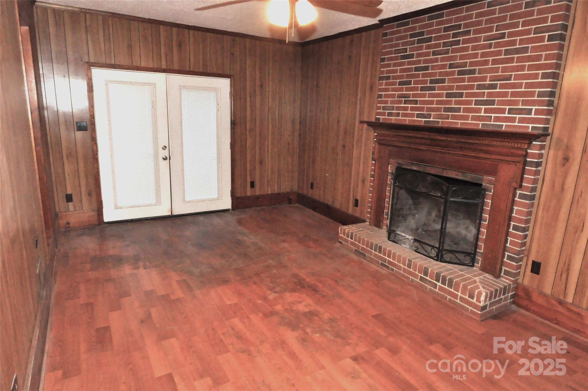 109 Hardin Street — Chester