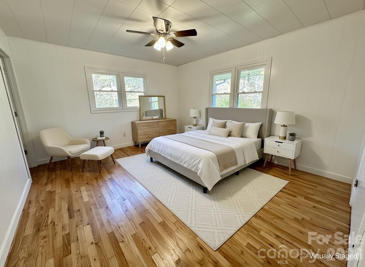 208 Murdock Road — Bakersville