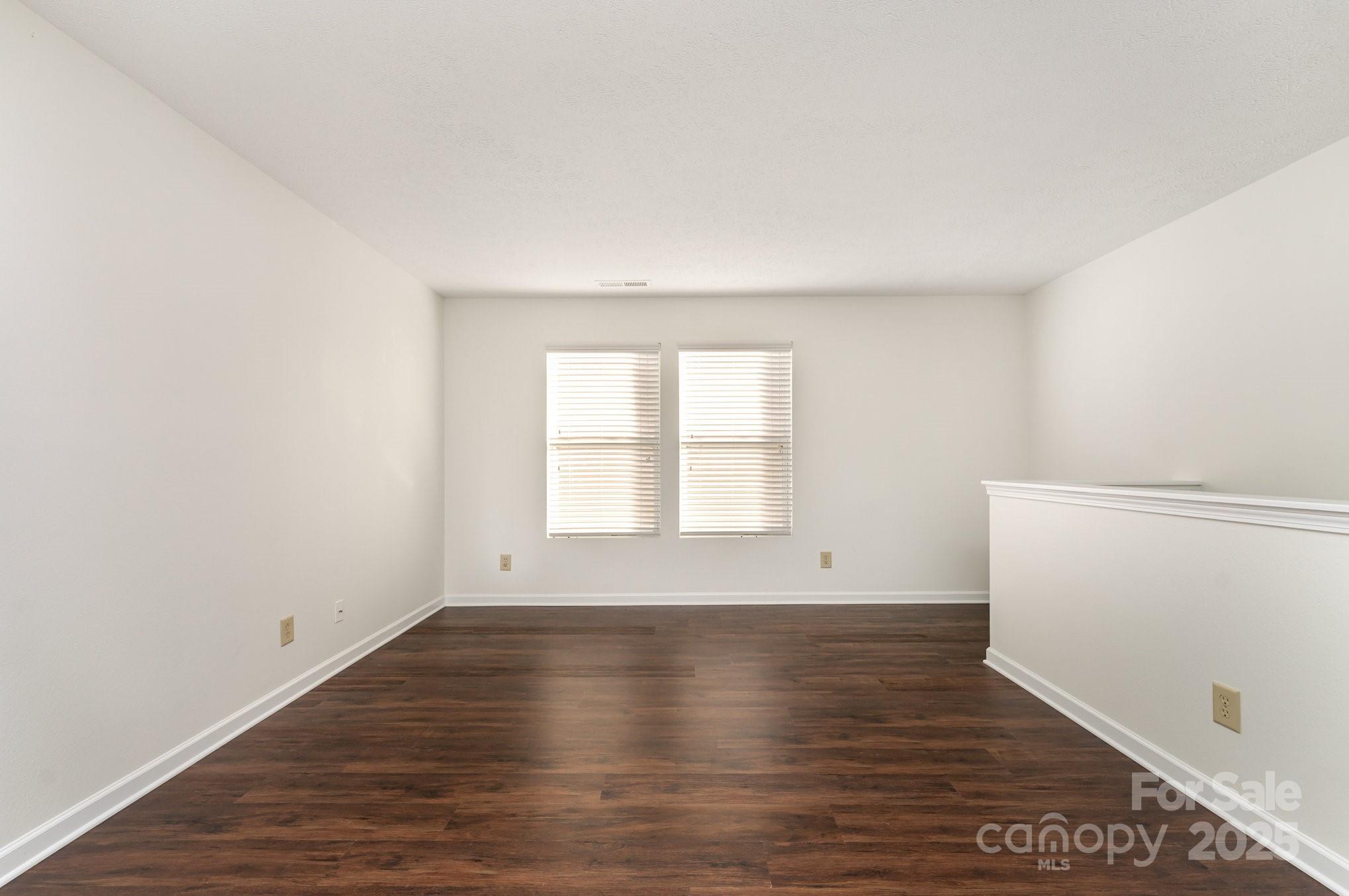 7601 Eben Drive — Charlotte