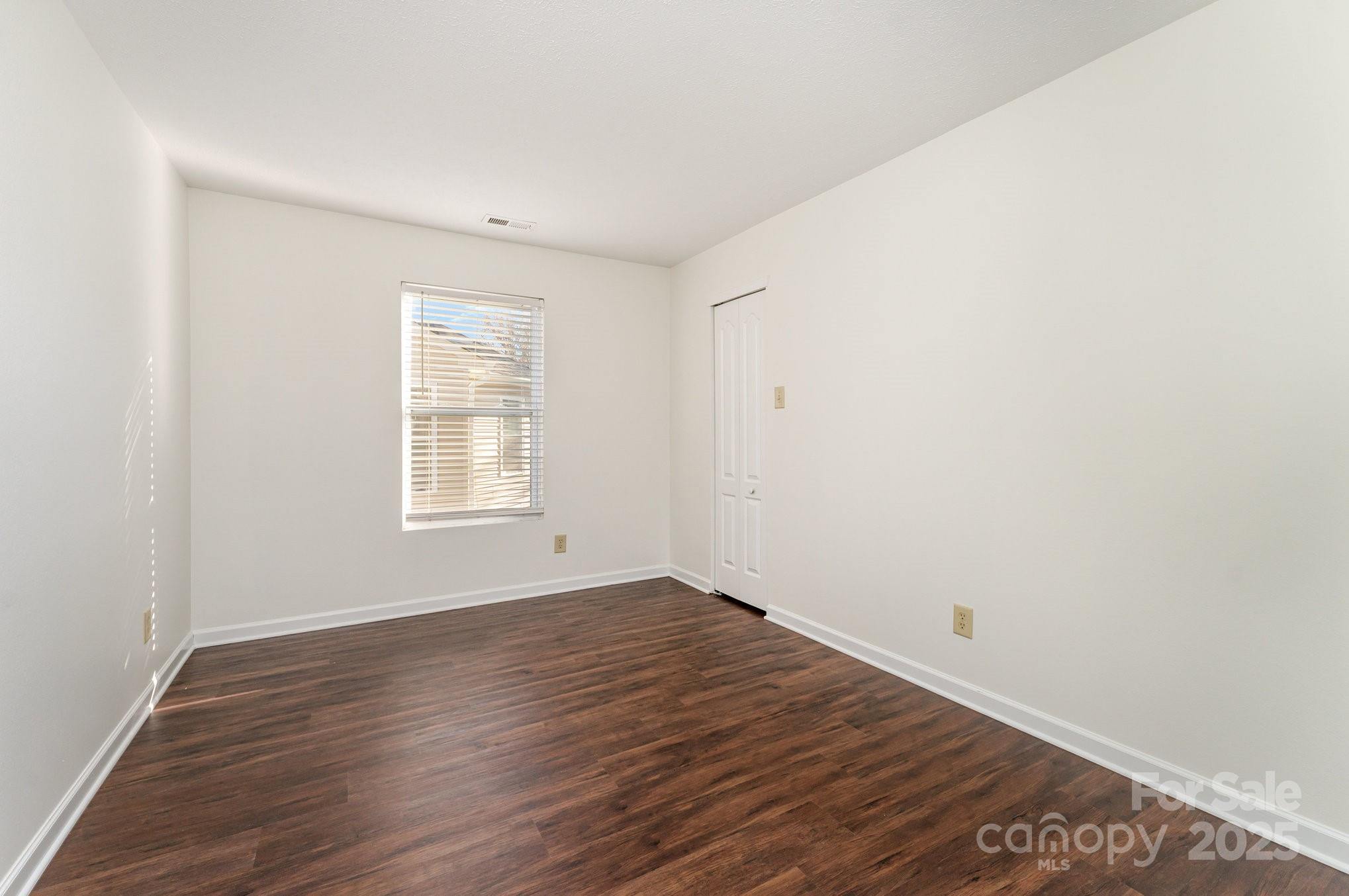 7601 Eben Drive — Charlotte