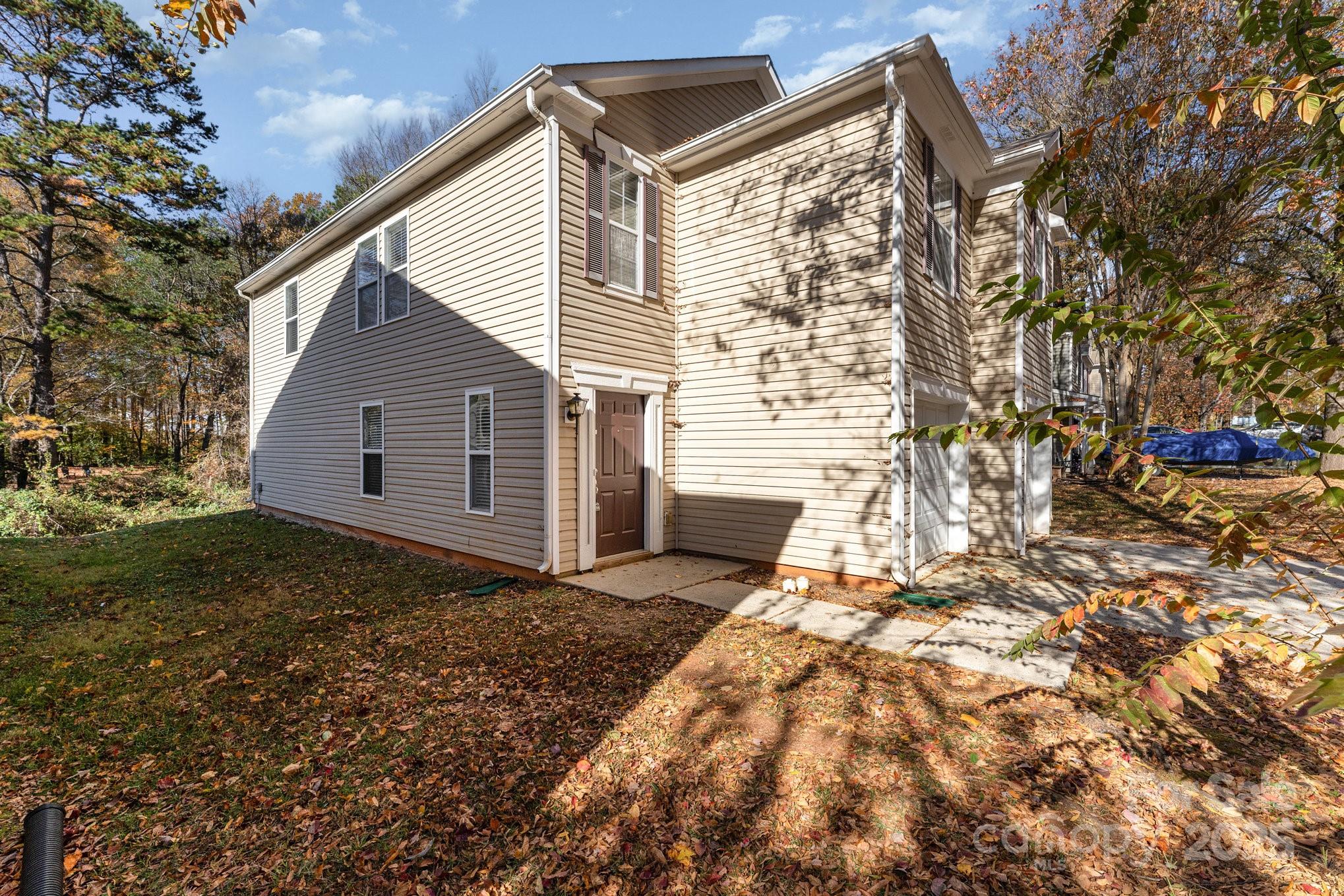 7601 Eben Drive — Charlotte