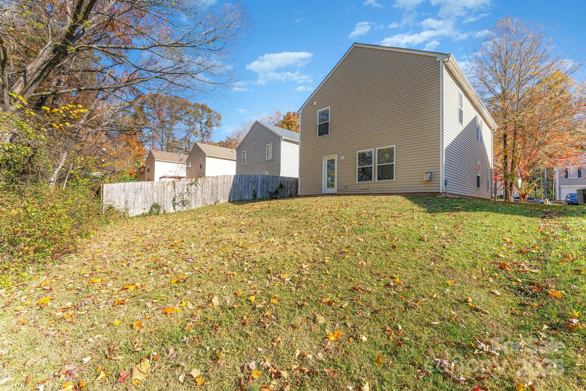 7601 Eben Drive — Charlotte