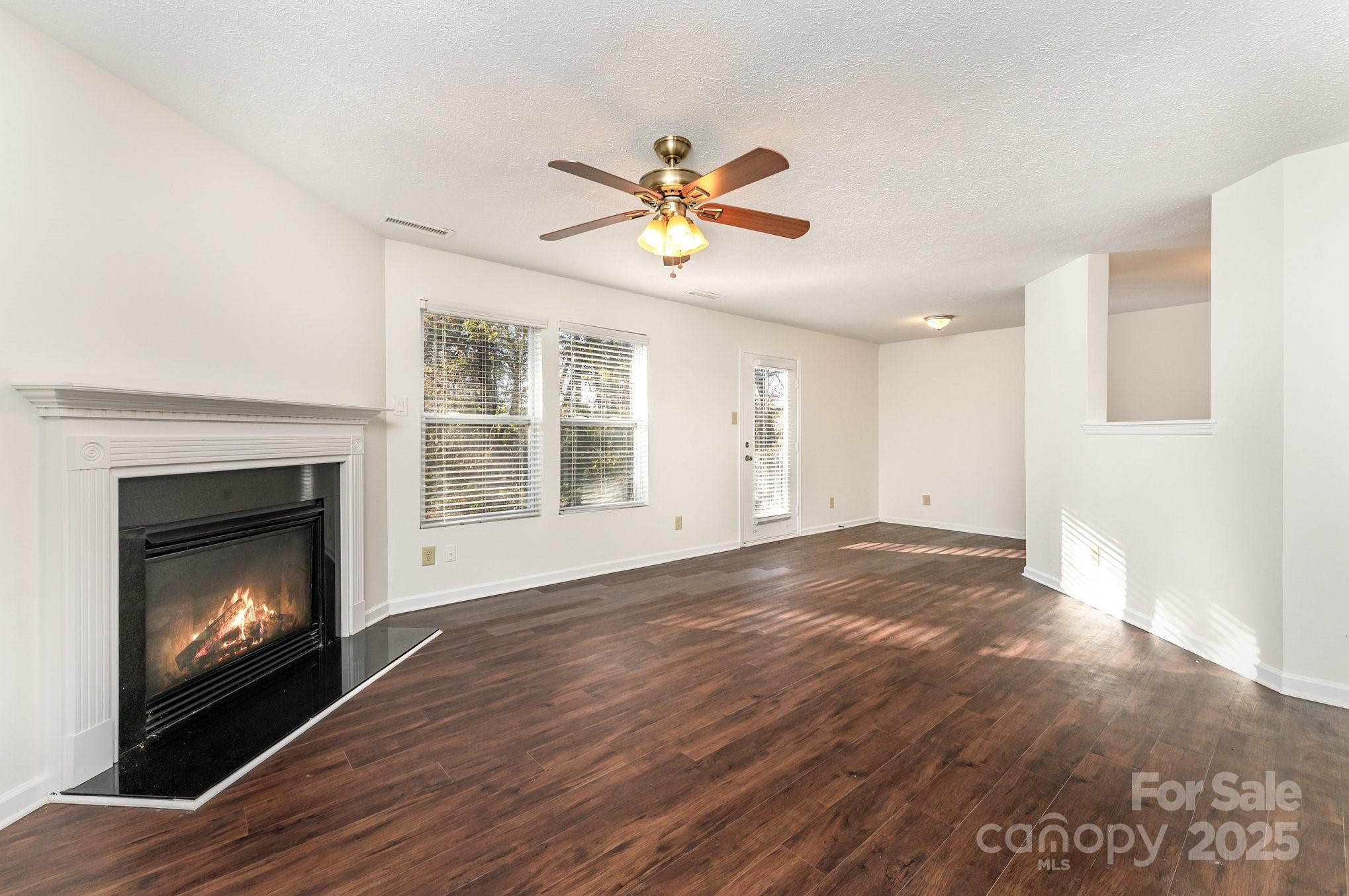 7601 Eben Drive — Charlotte