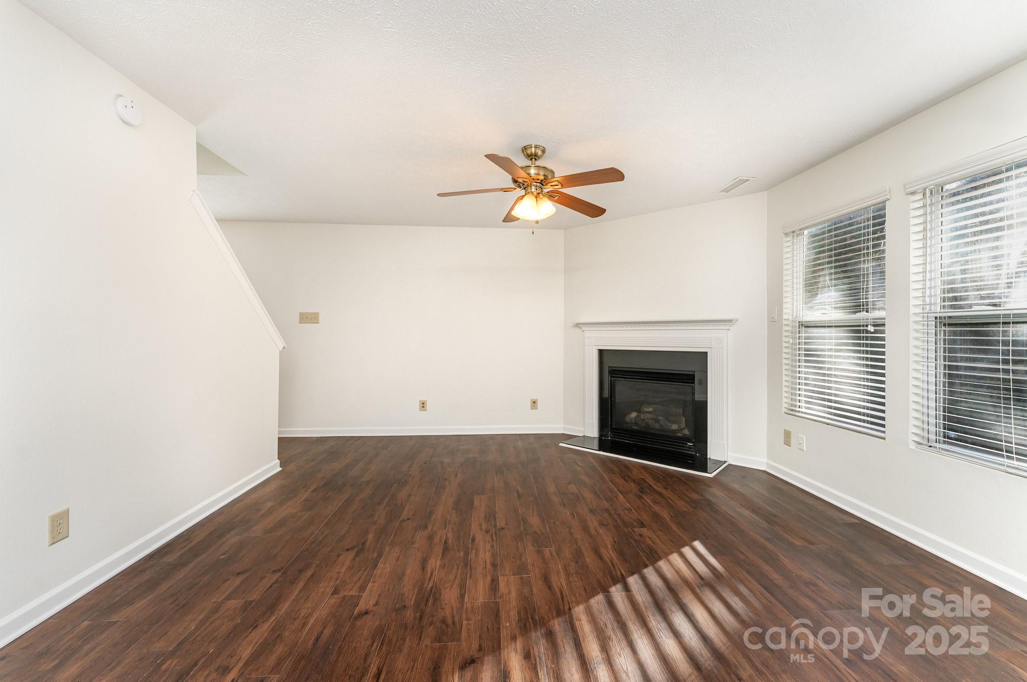 7601 Eben Drive — Charlotte
