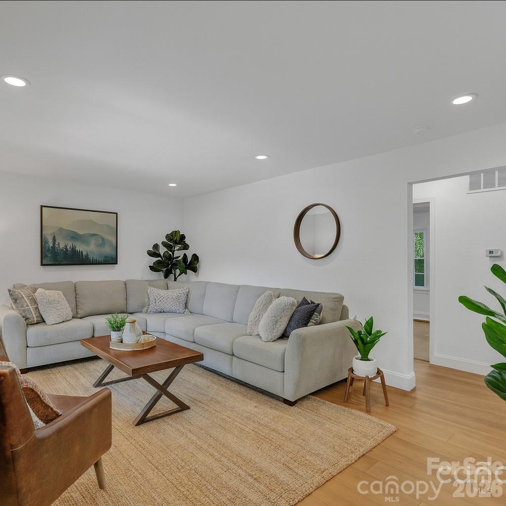 628 Westover Terrace — Shelby