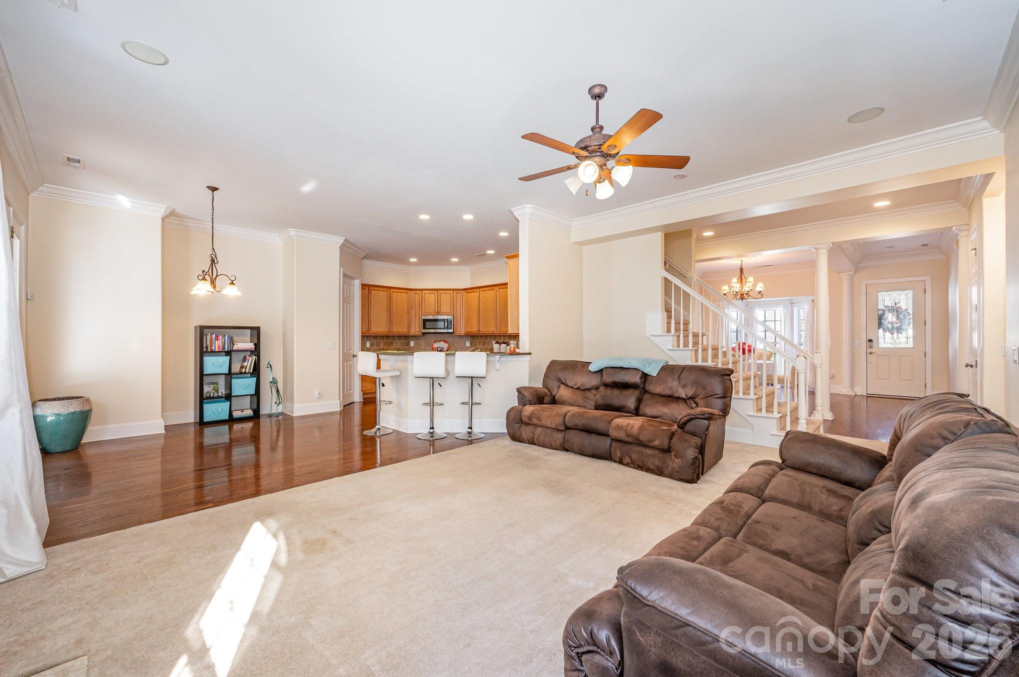 4132 Belle Meade Circle — Belmont