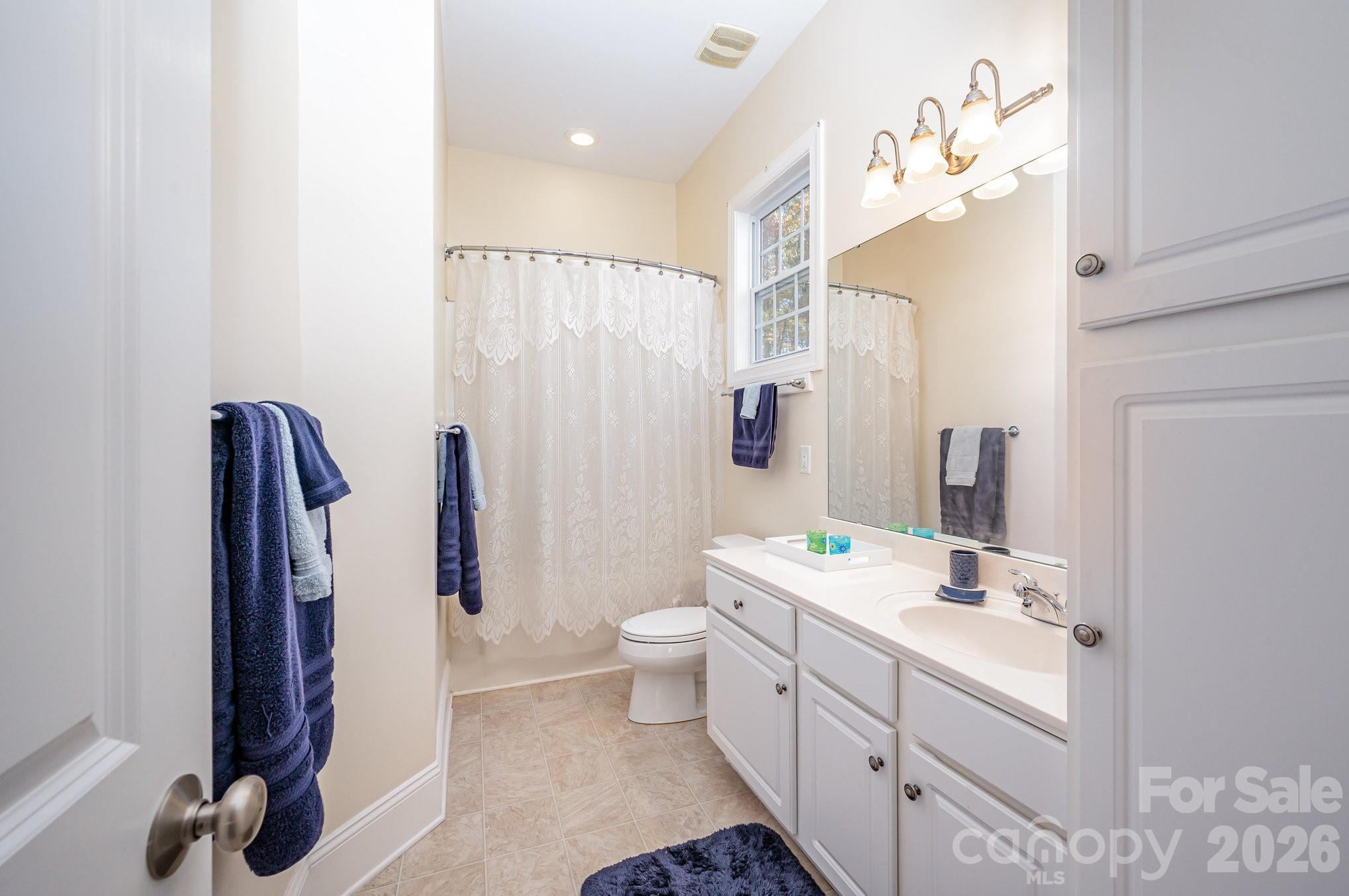 4132 Belle Meade Circle — Belmont