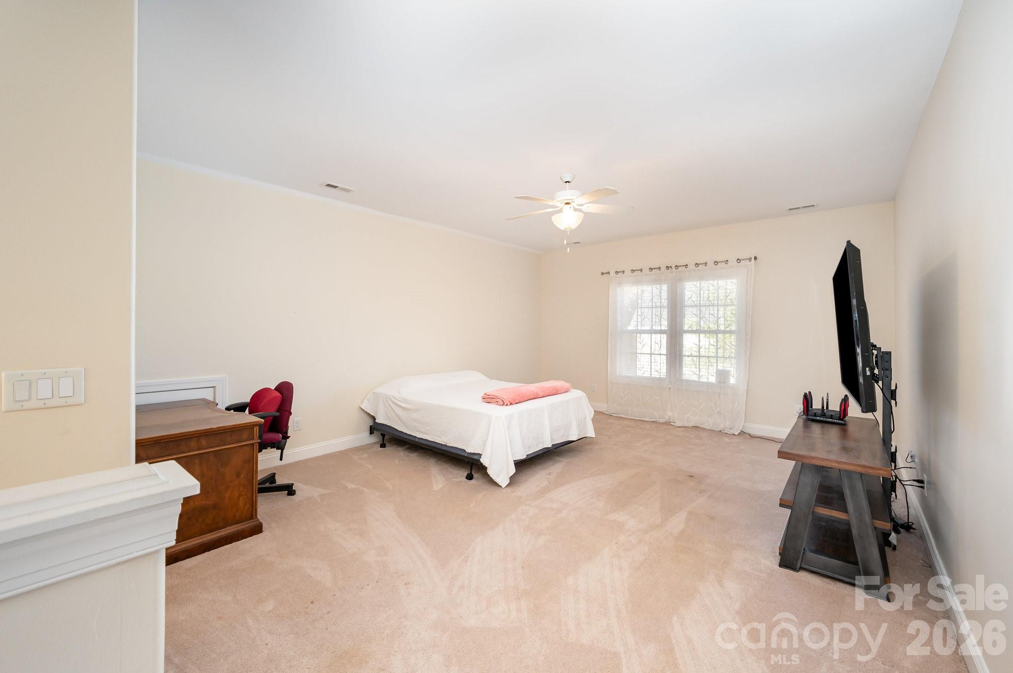4132 Belle Meade Circle — Belmont